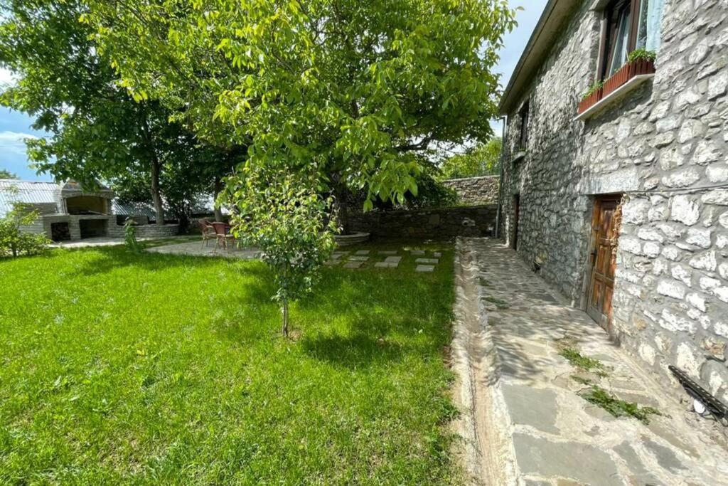 BUJTINA CAKULI, Rehovë - ERSEKË