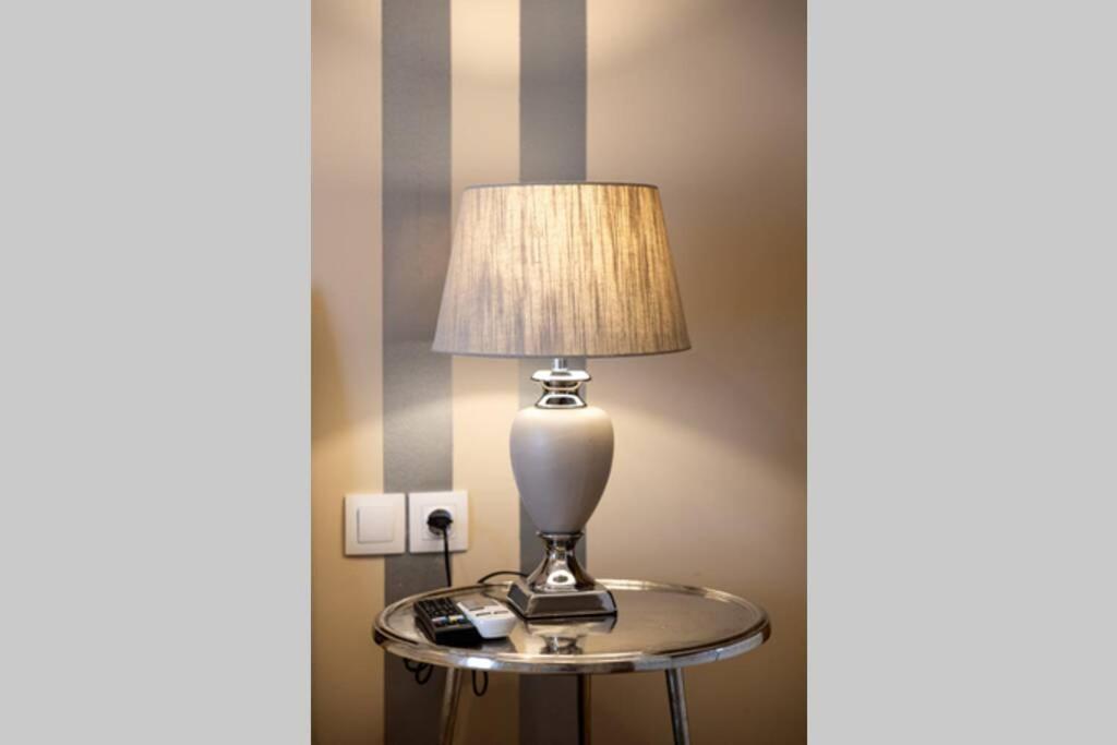 D3 Central Stylish Apartment view 5