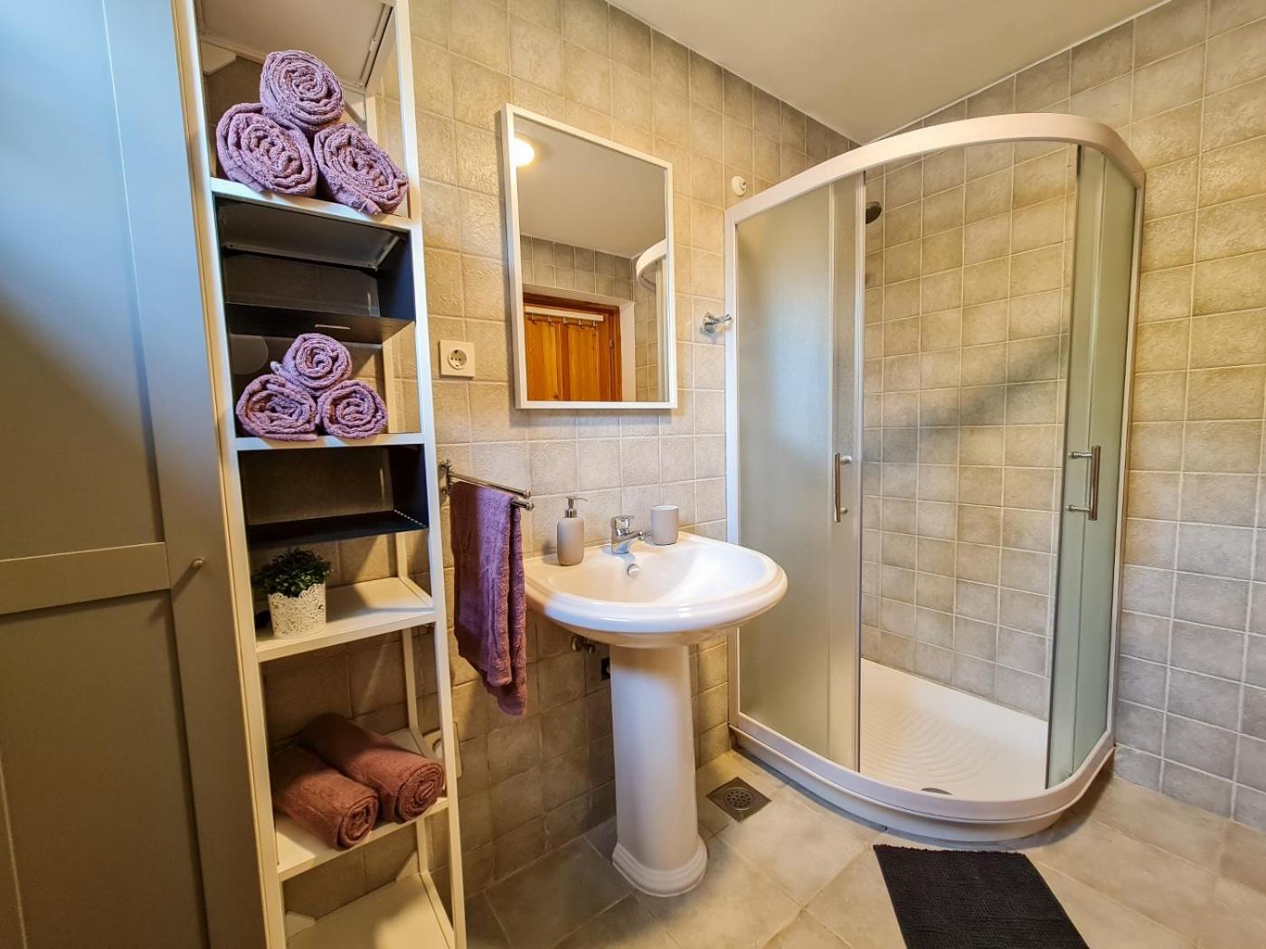 Villa Insula by Belmont Realty view 5