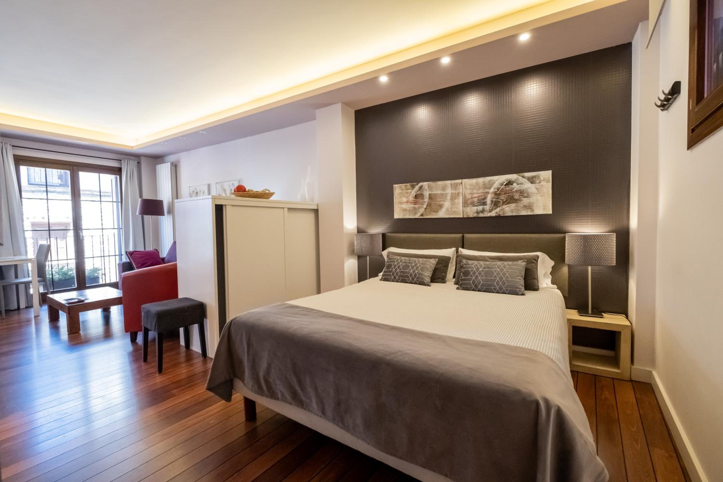 Apartamentos Turísticos Ezcaray