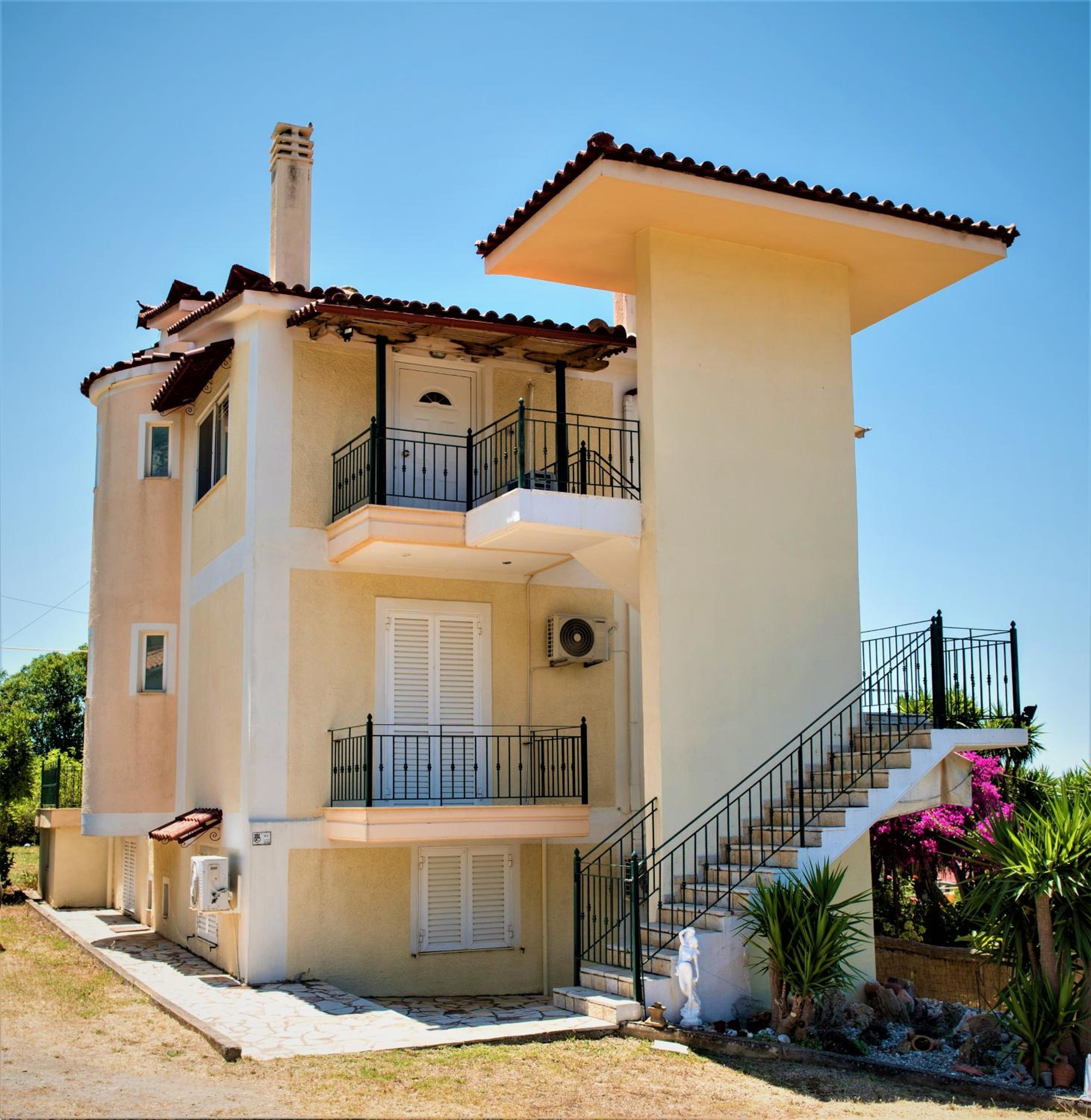 ELGEORGE HOME view 3