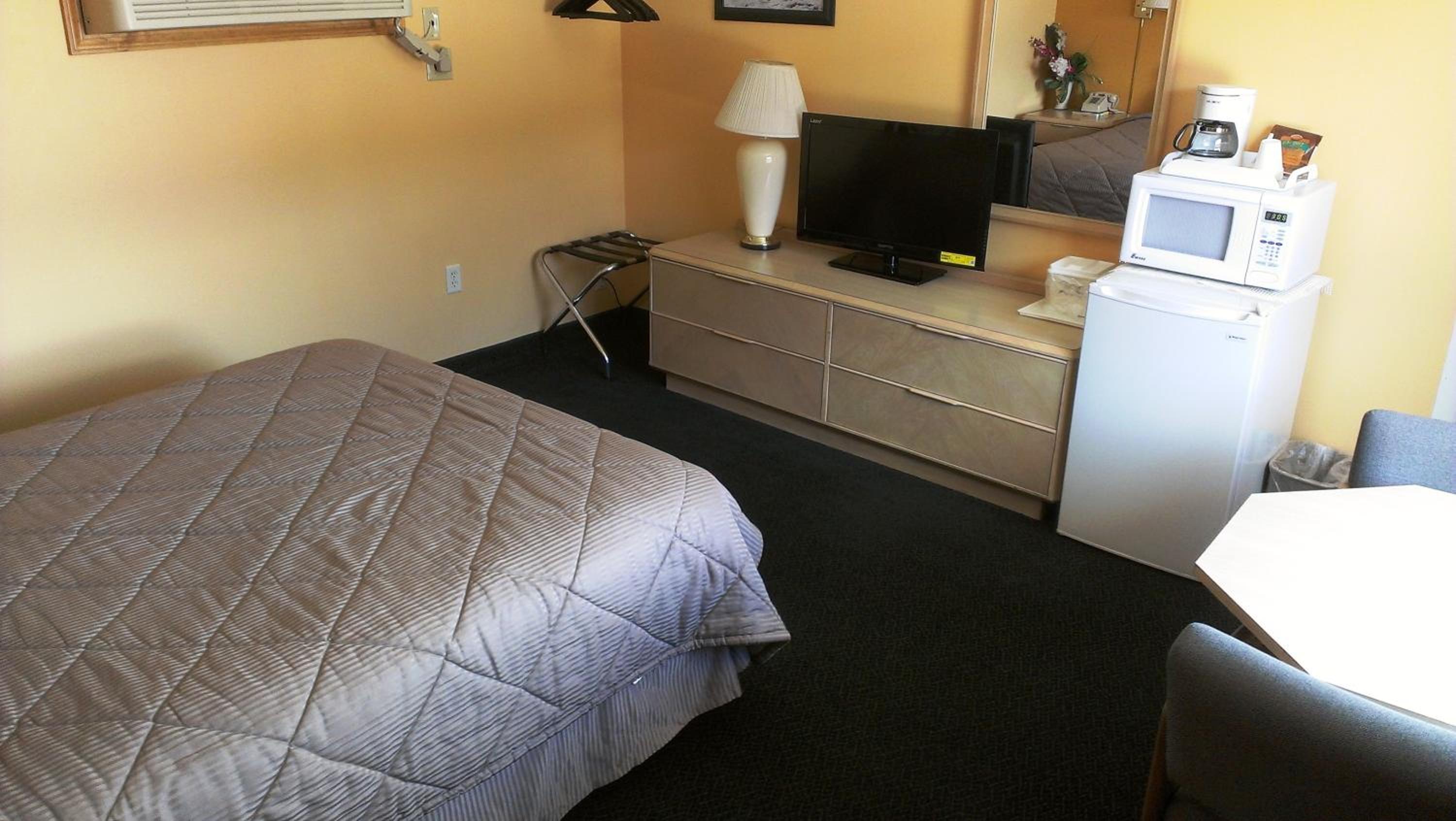 Gunnison Vacations - Western Motel - Property Image 12