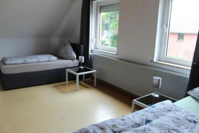 Ferienwohnung Monteurwohnung Rose 15 Isenbüttel