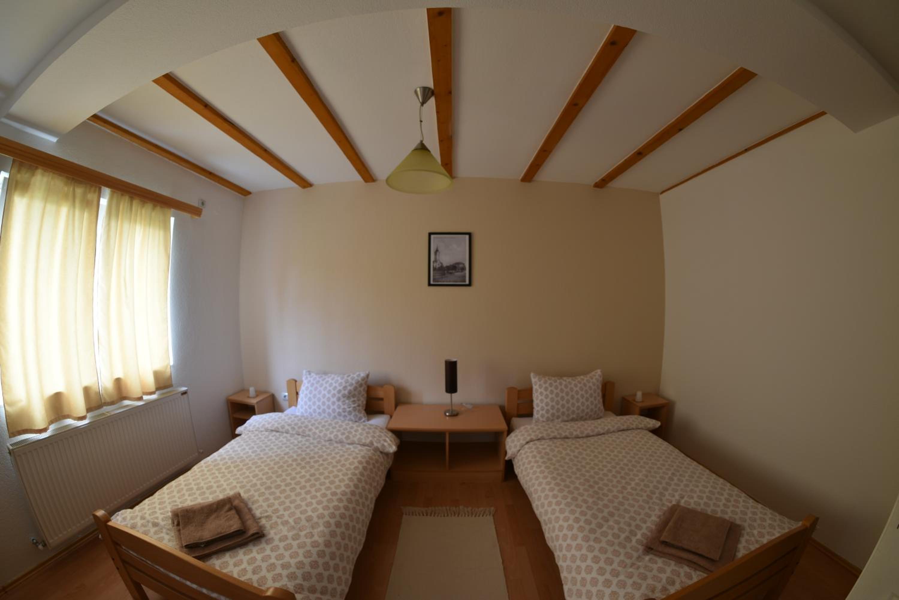 Sobe Zlatnik view 5