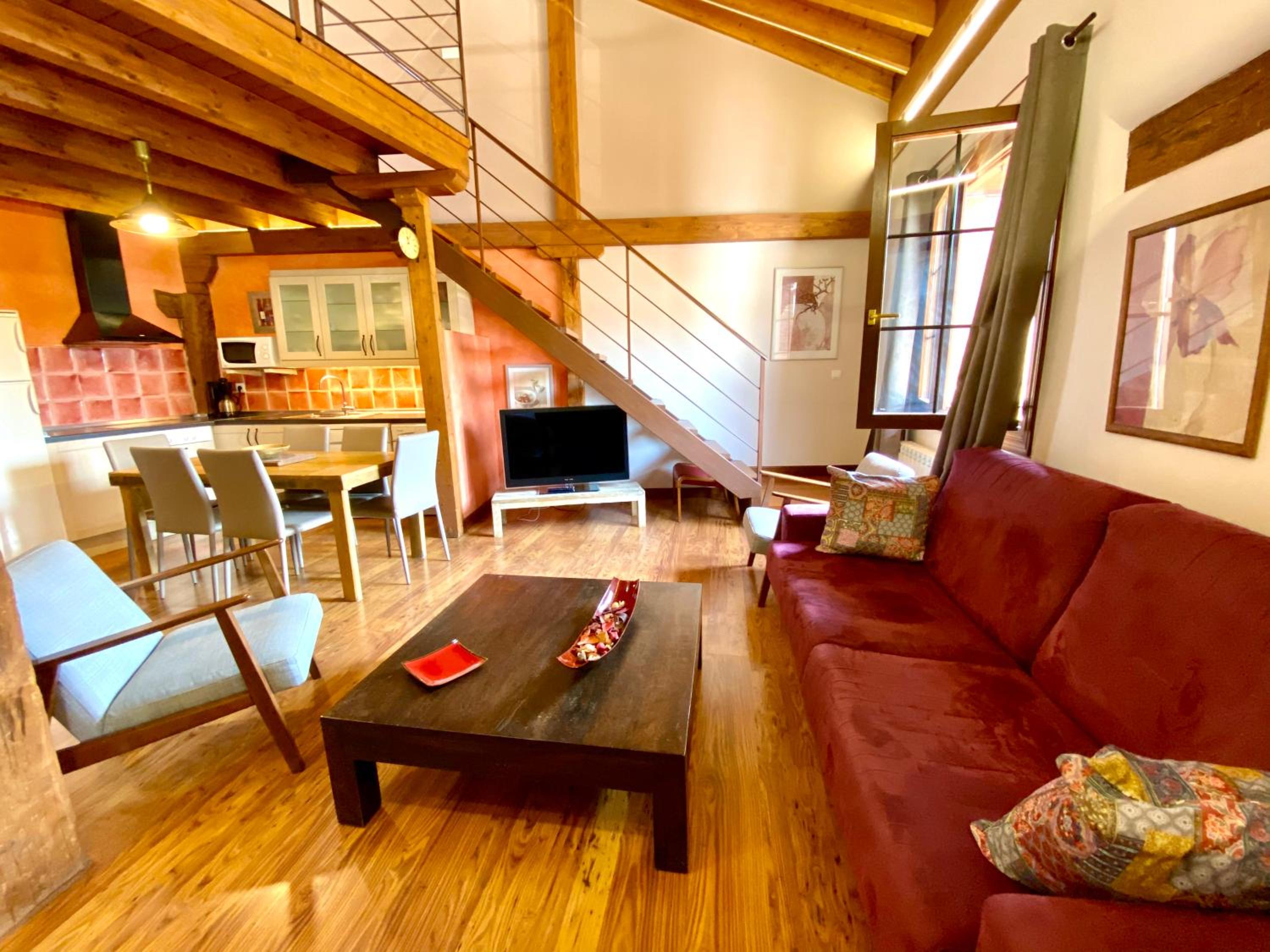Apartamentos Turísticos Ezcaray