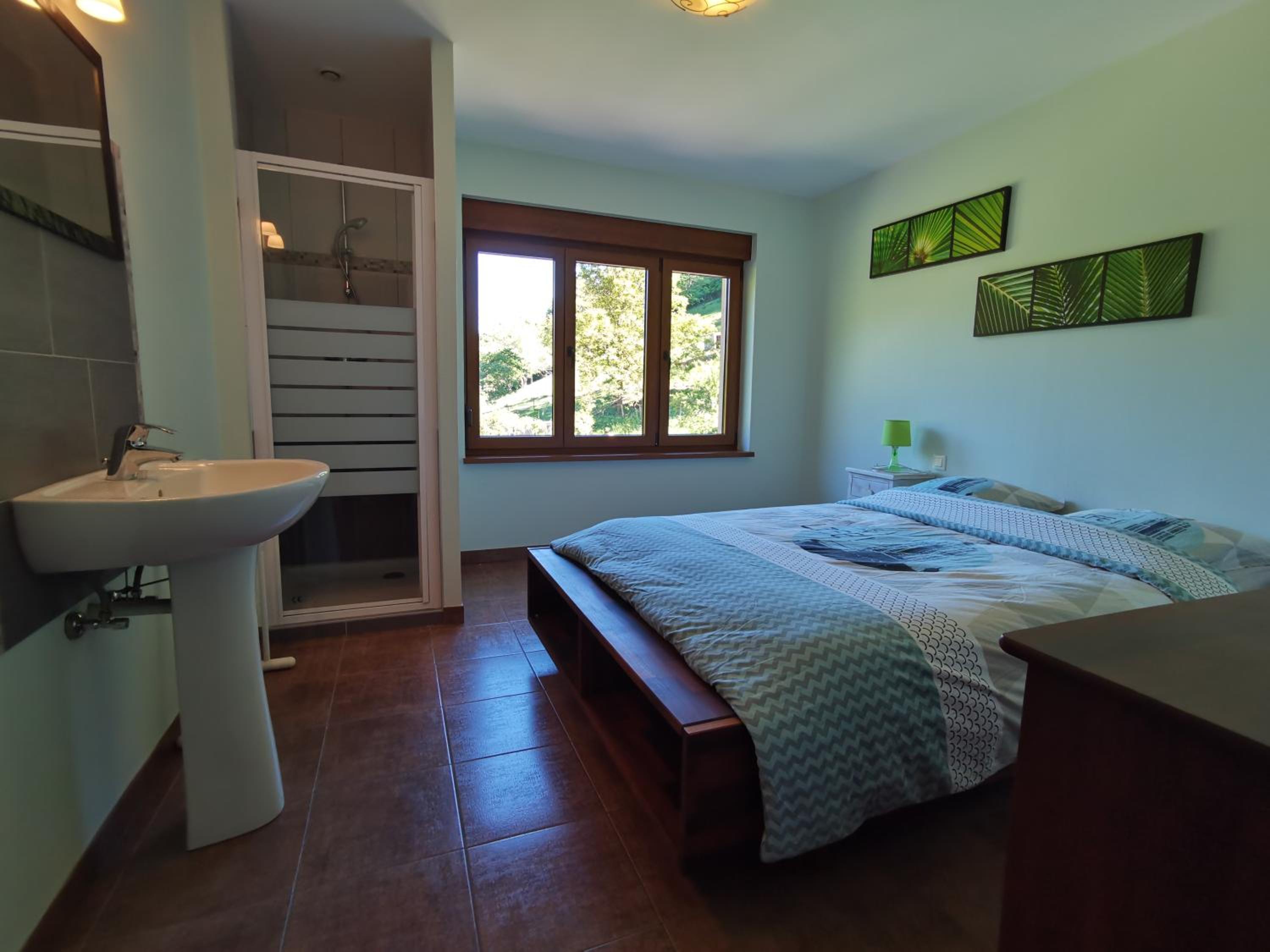 Gîte Saint Ludan view 2