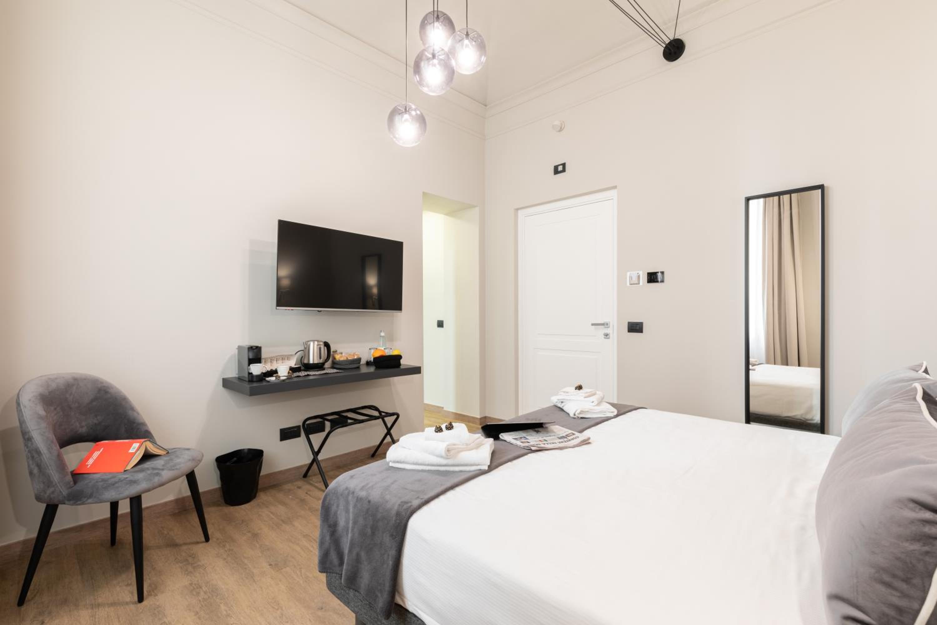 Foresteria di Piazza Cavour - Luxury Suites & Guest House