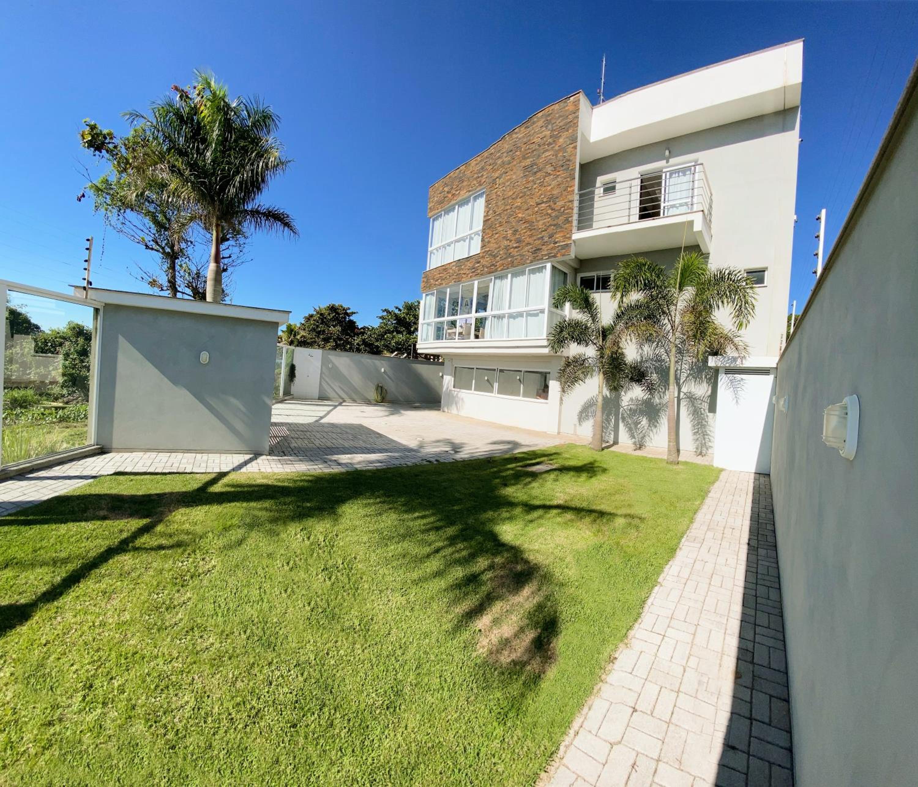 Casa Armação - Condomínio Frente Mar