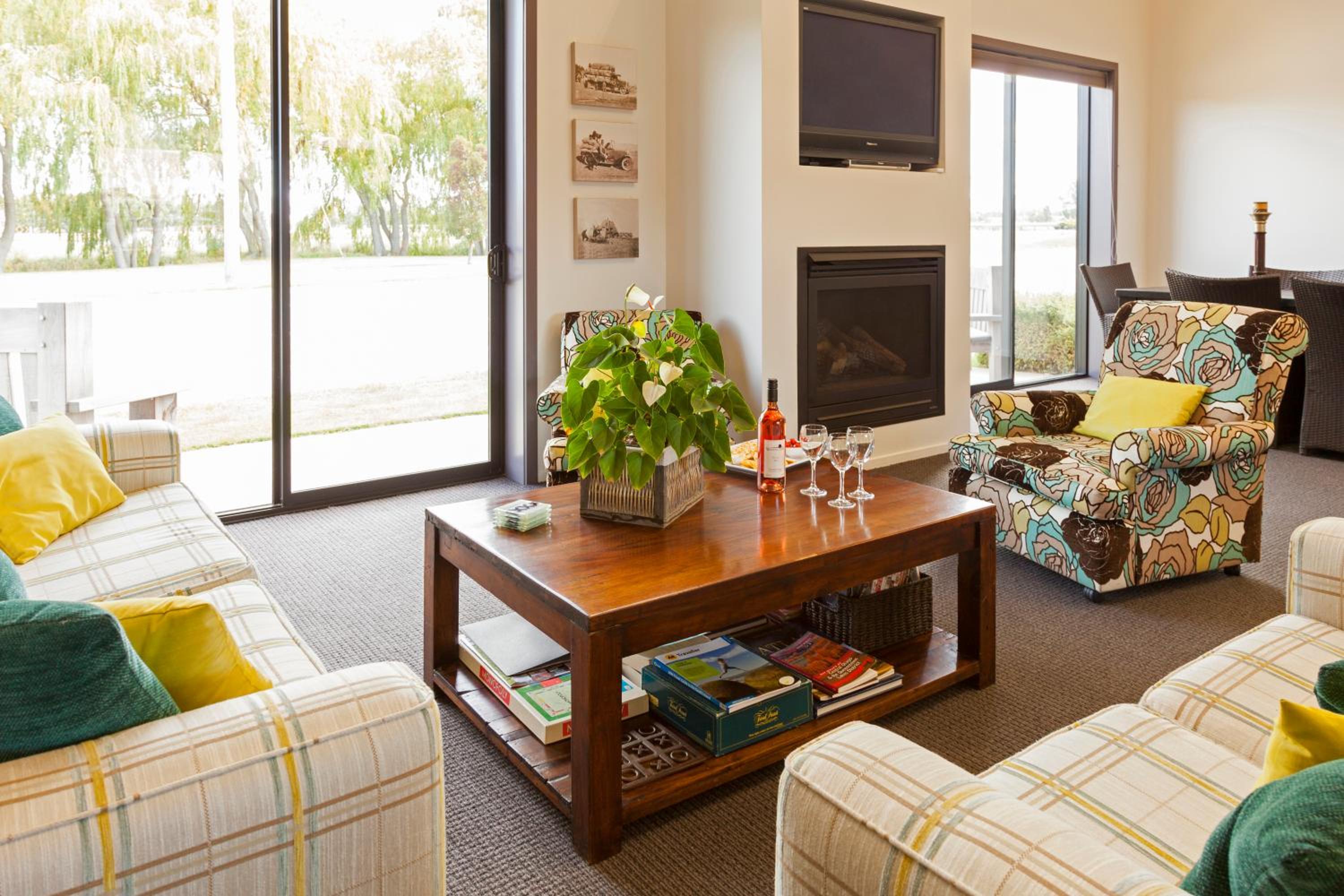 Hawkdun Lodge Motel