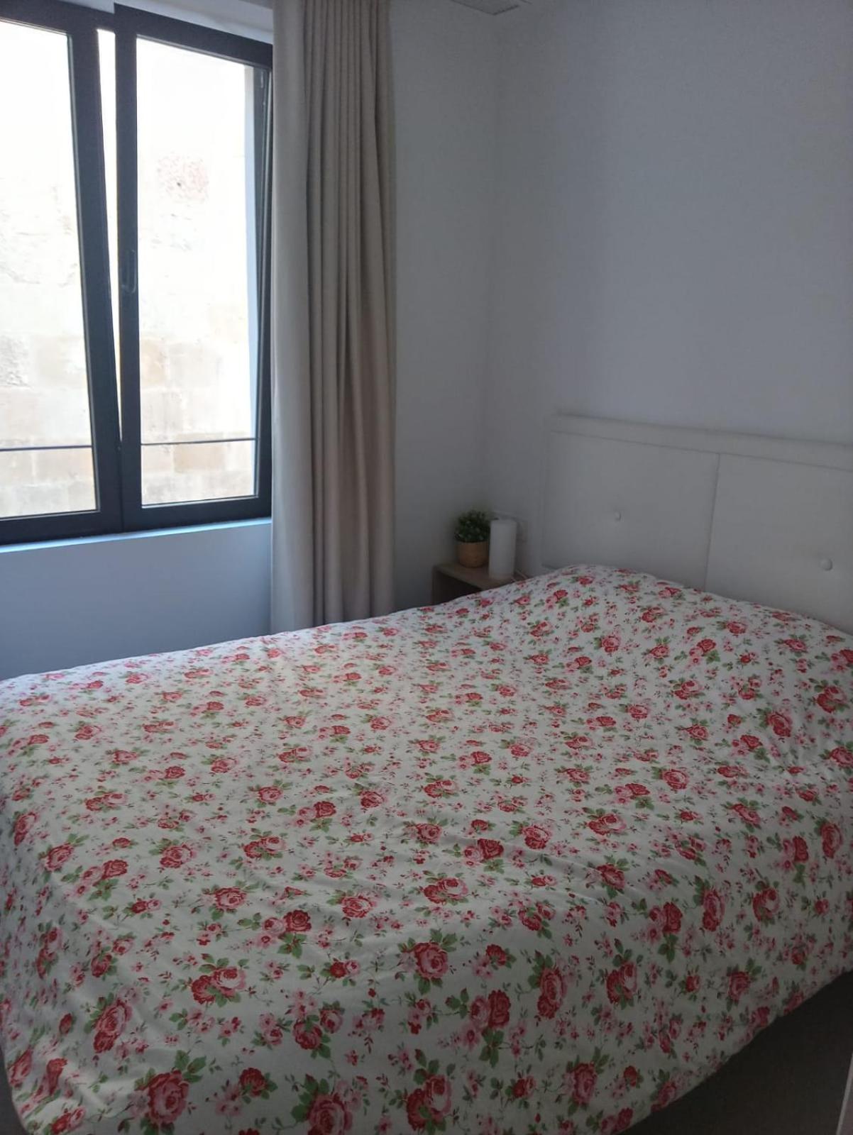 Photo 33