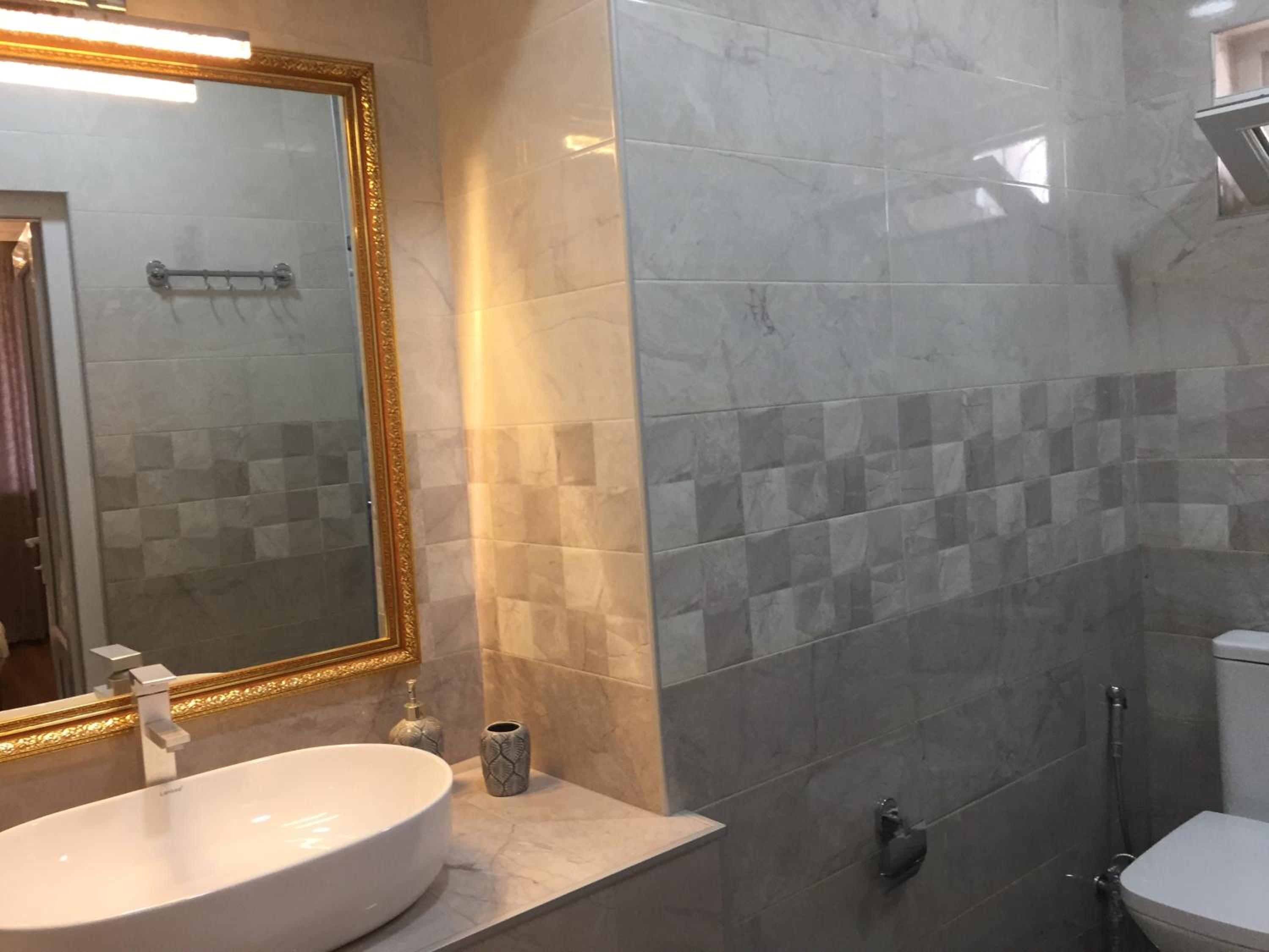 HOTEL COMFORT