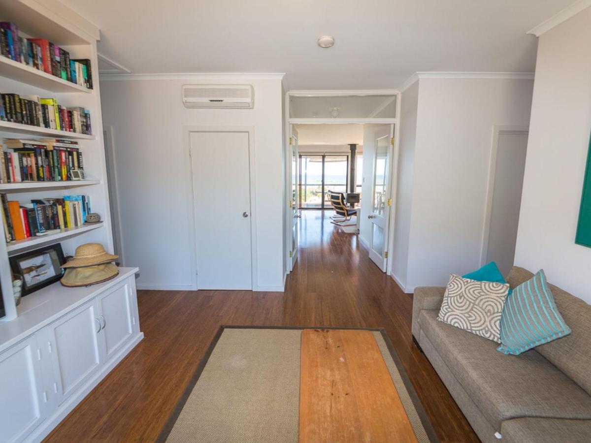 20 Lady Bay Road