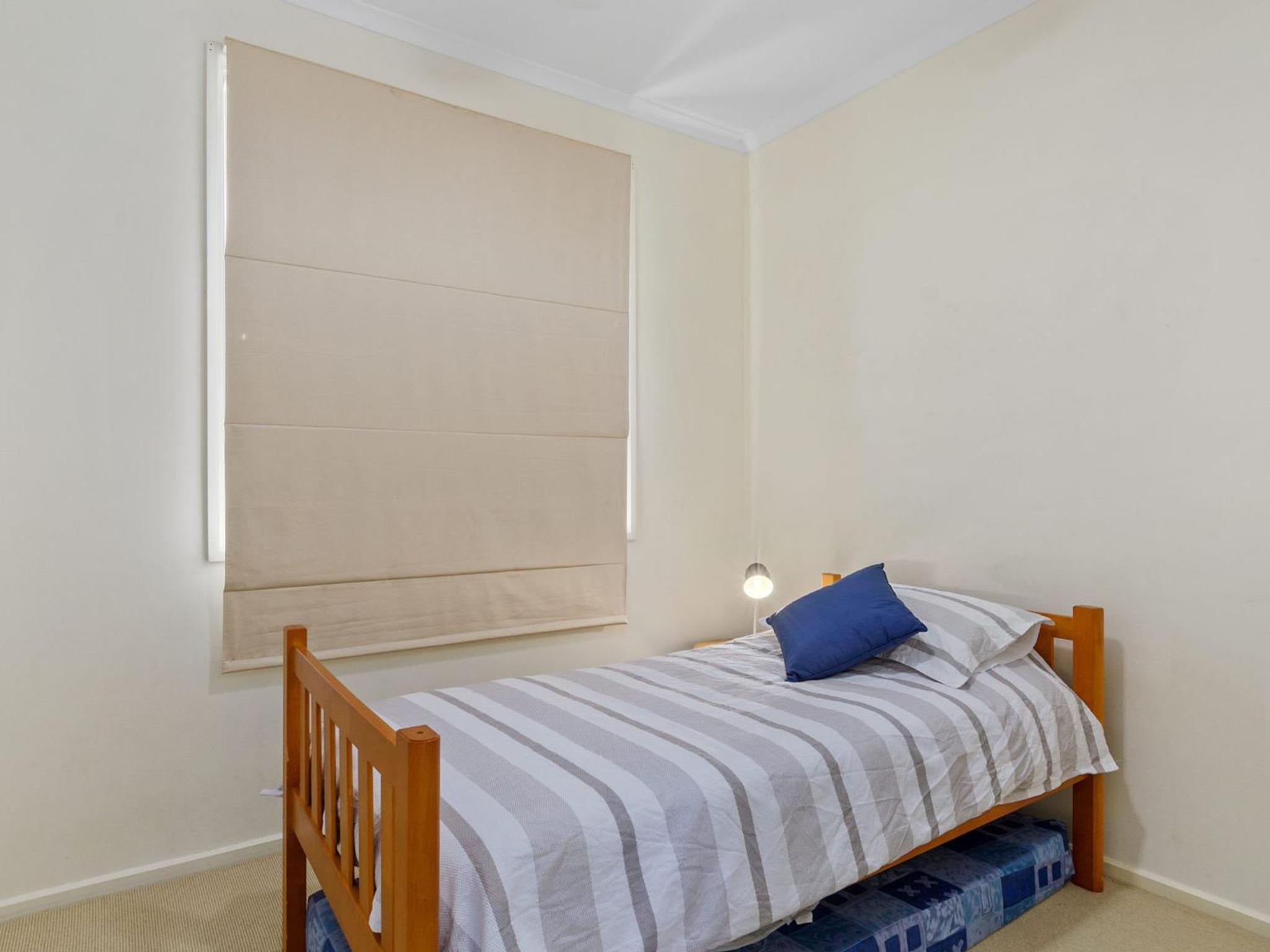 18 Turnberry Drive