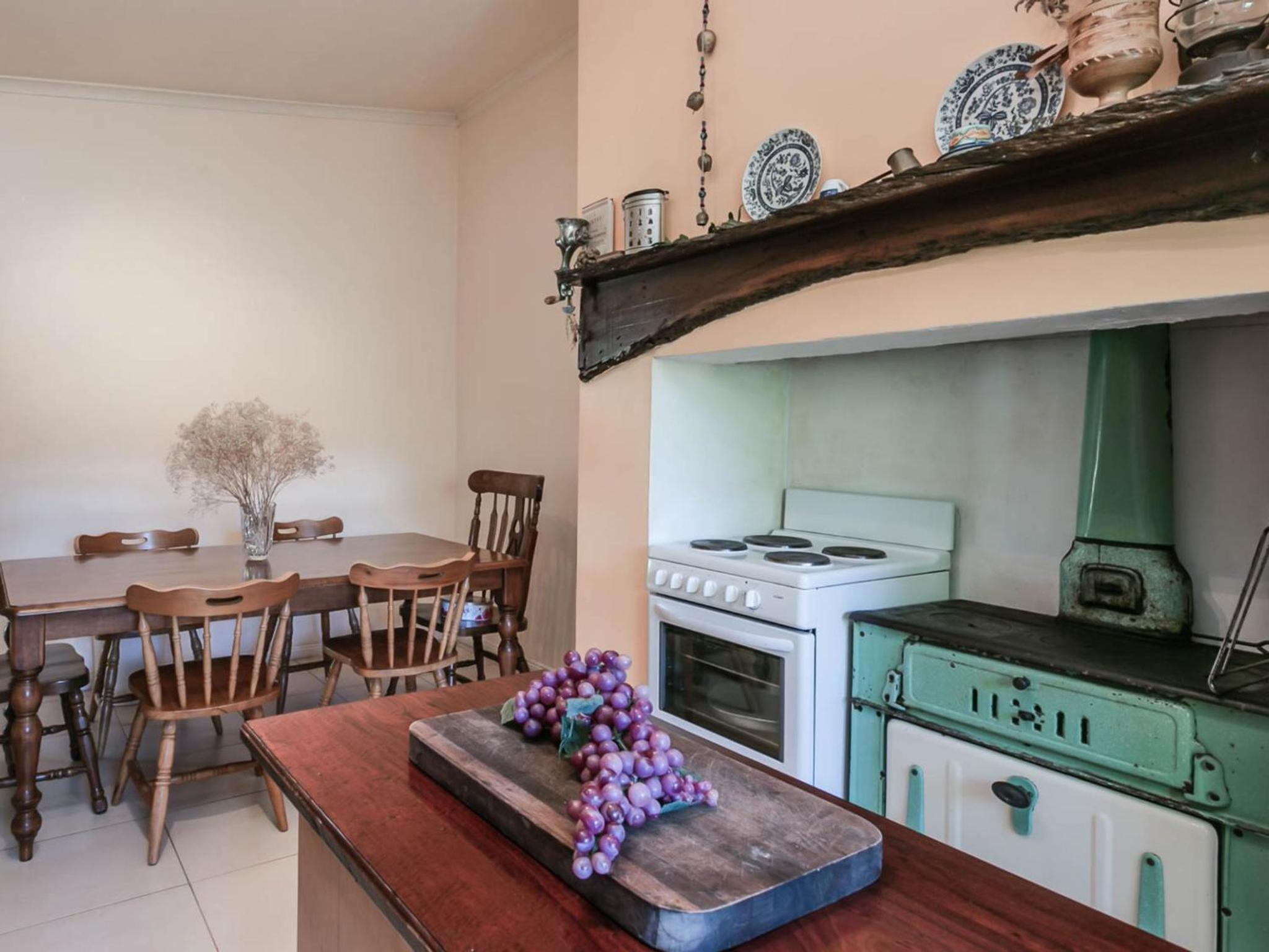 51 Wattle Flat Road