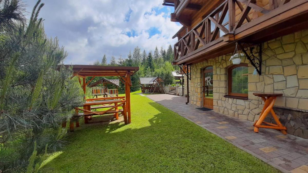 outdoor BBQ area