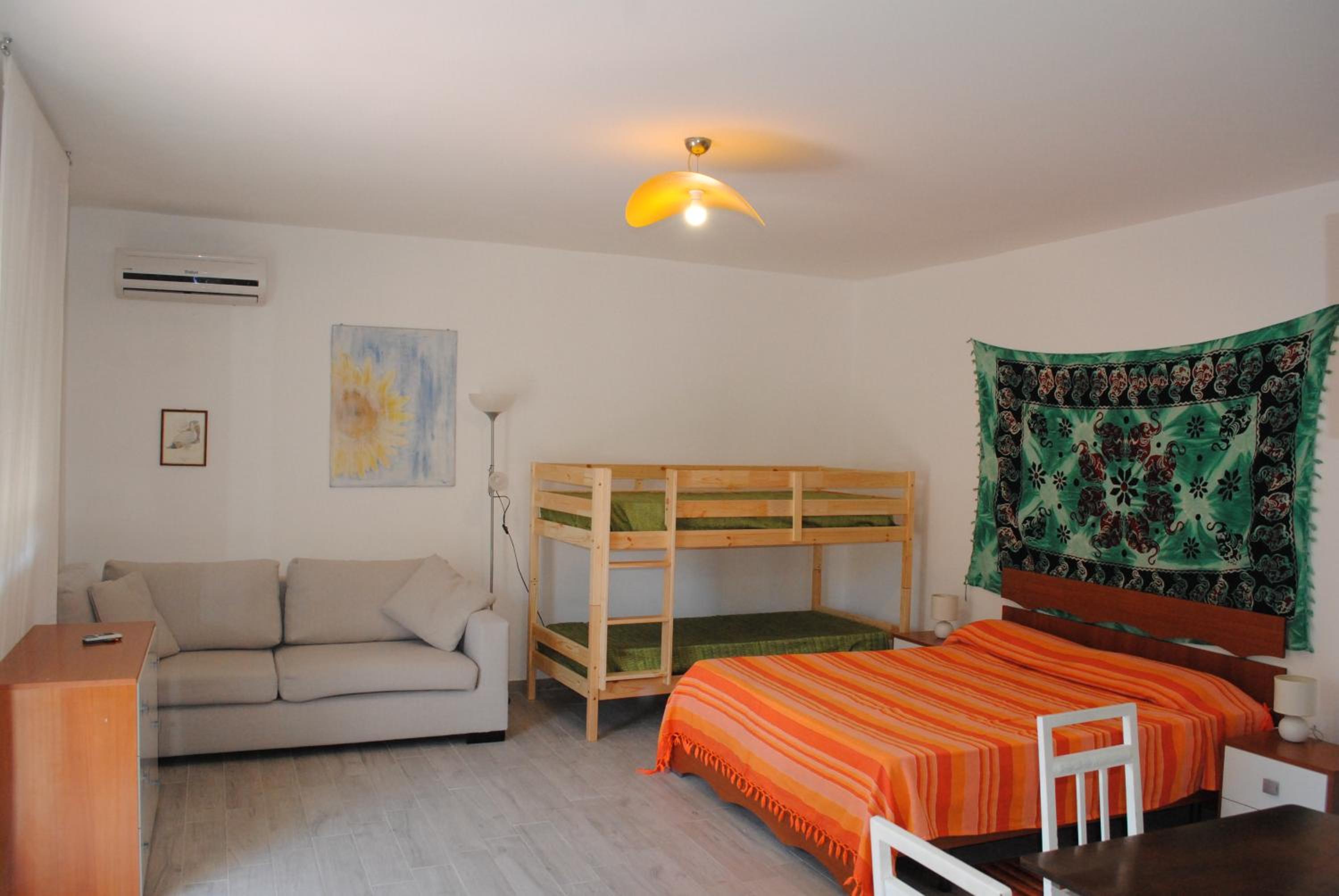 Summer Beach Rooms