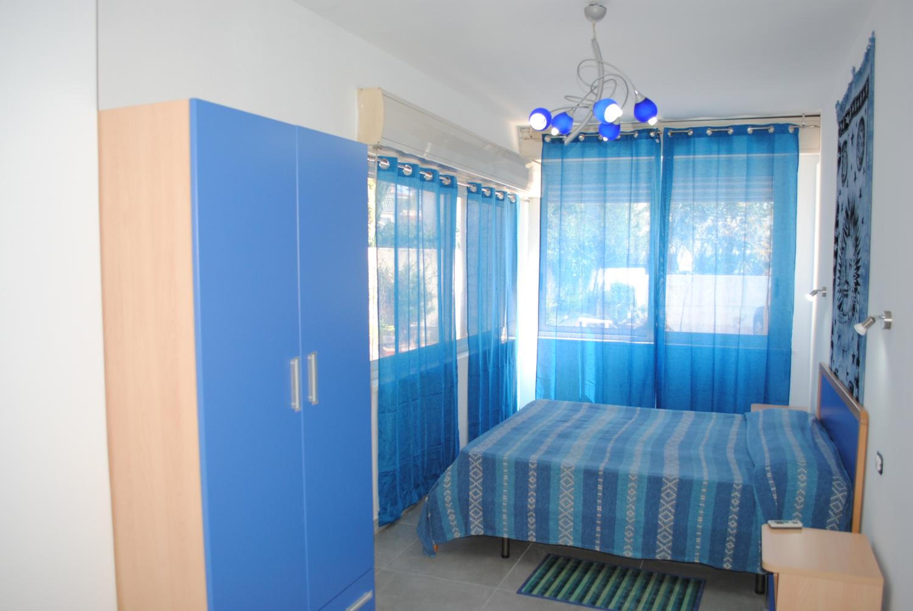 Summer Beach Rooms