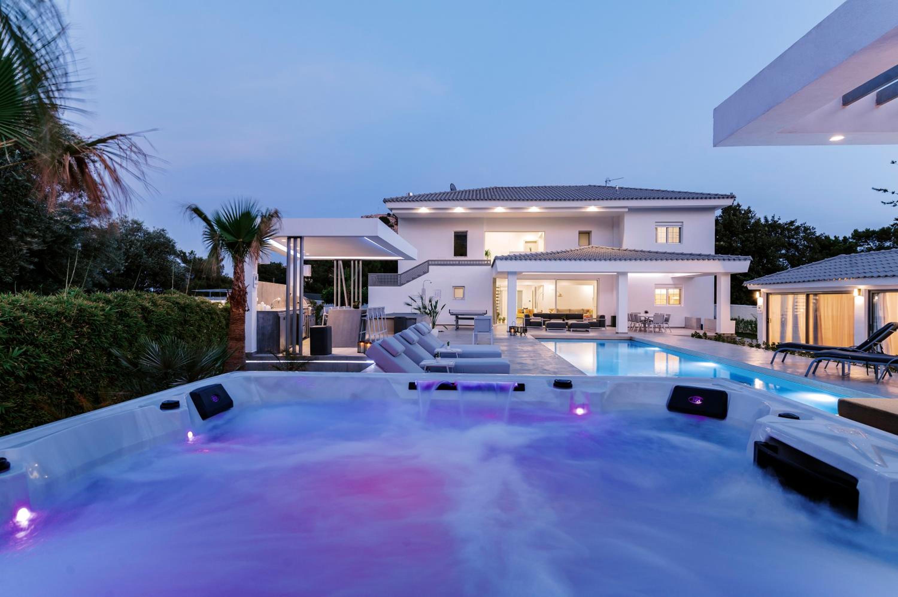 M Mansion photo 3
