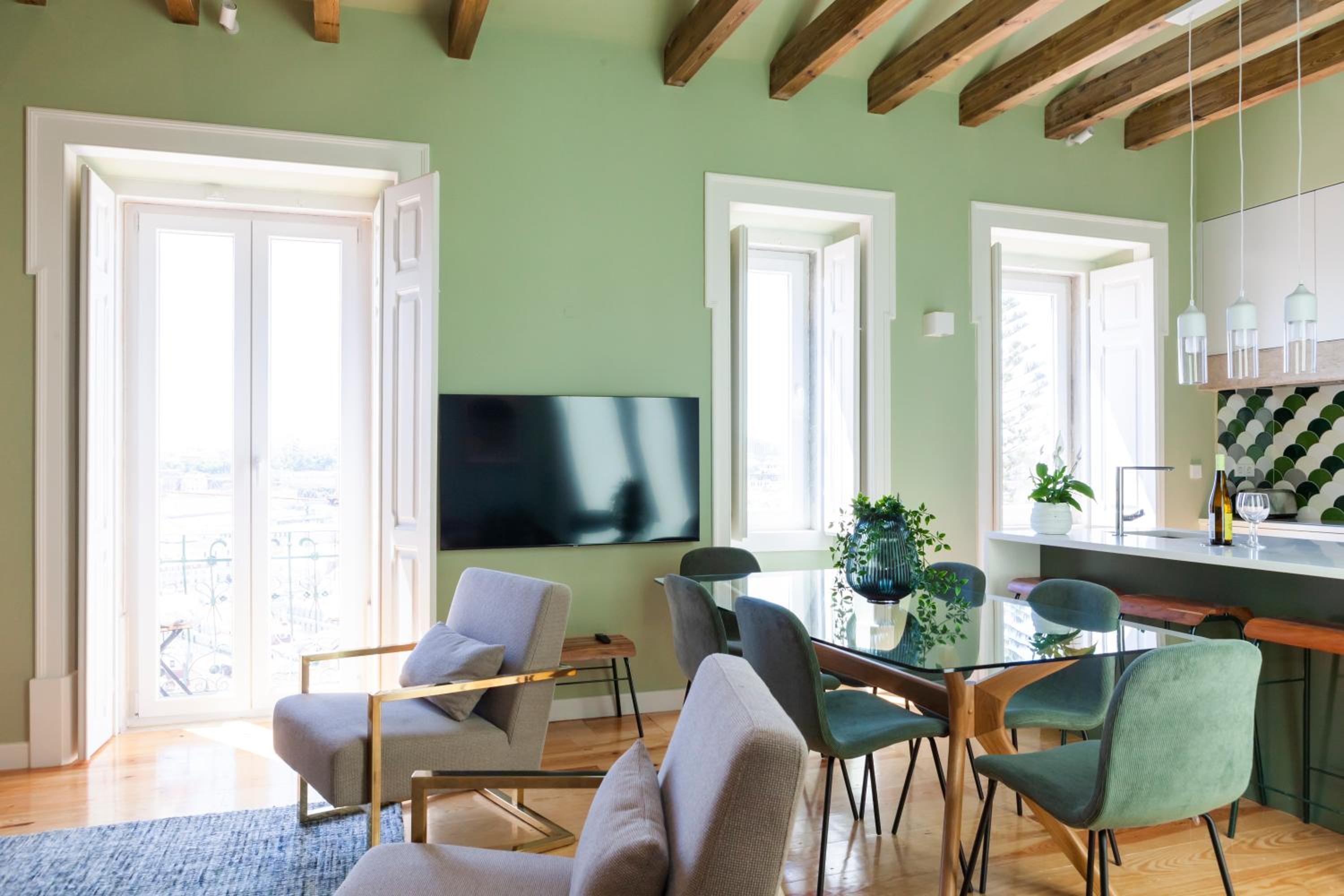 Lisbon Panoramic View -3Bedrs+3Baths+ Balconies+AC view 3