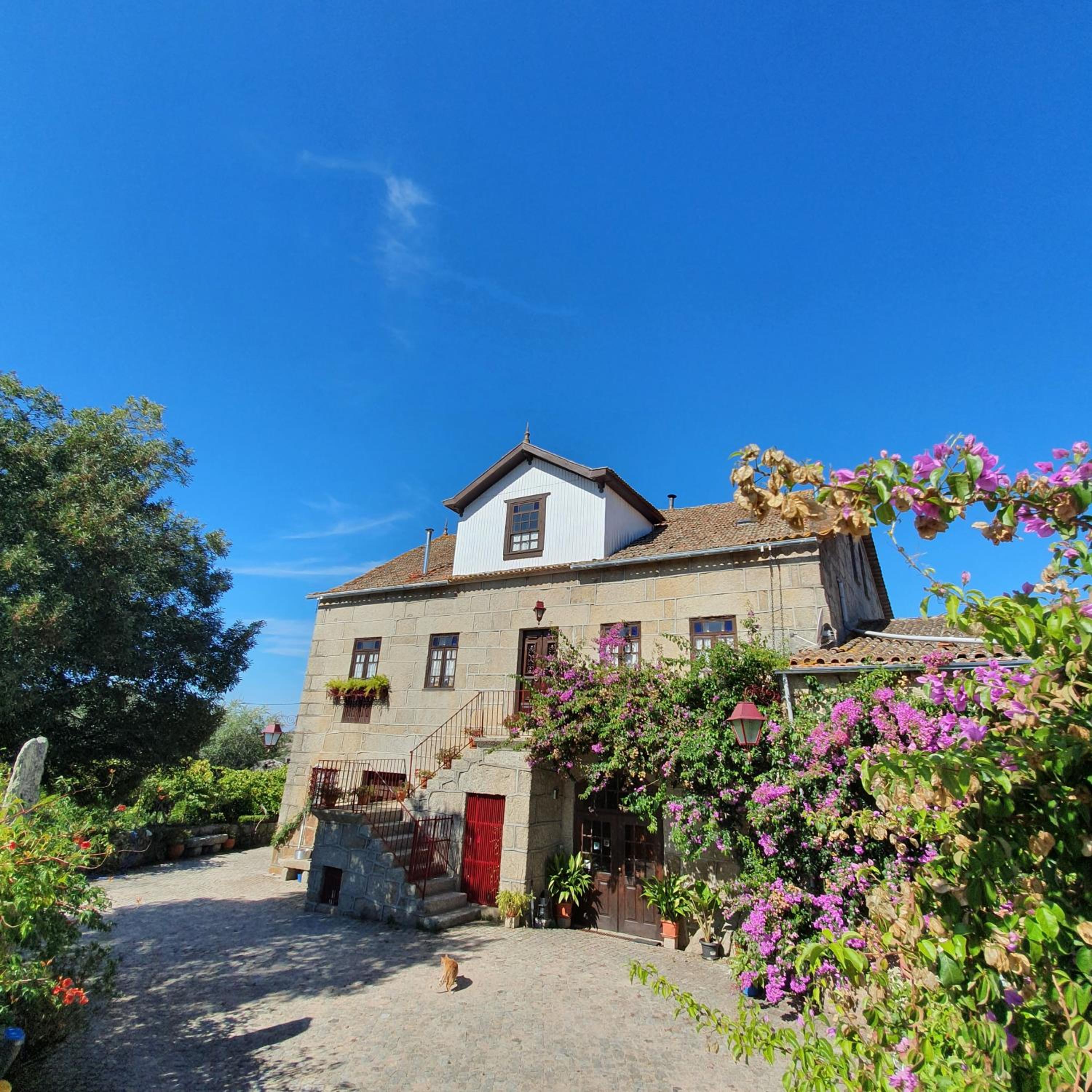 Casa do Fundo - Sustainable & Ecotourism