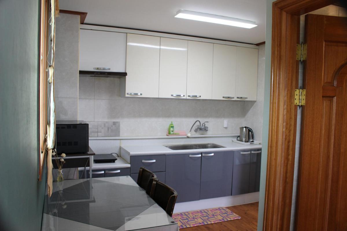Jeju Feel House