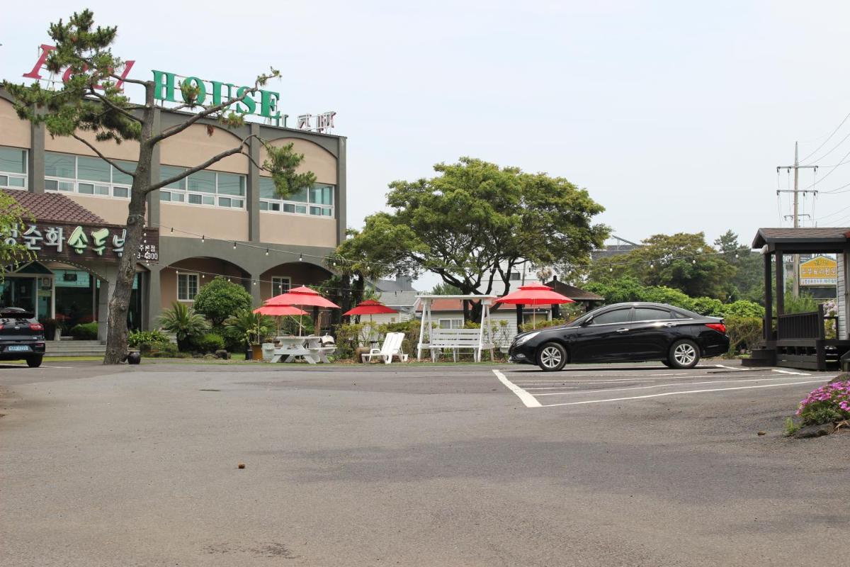 Jeju Feel House