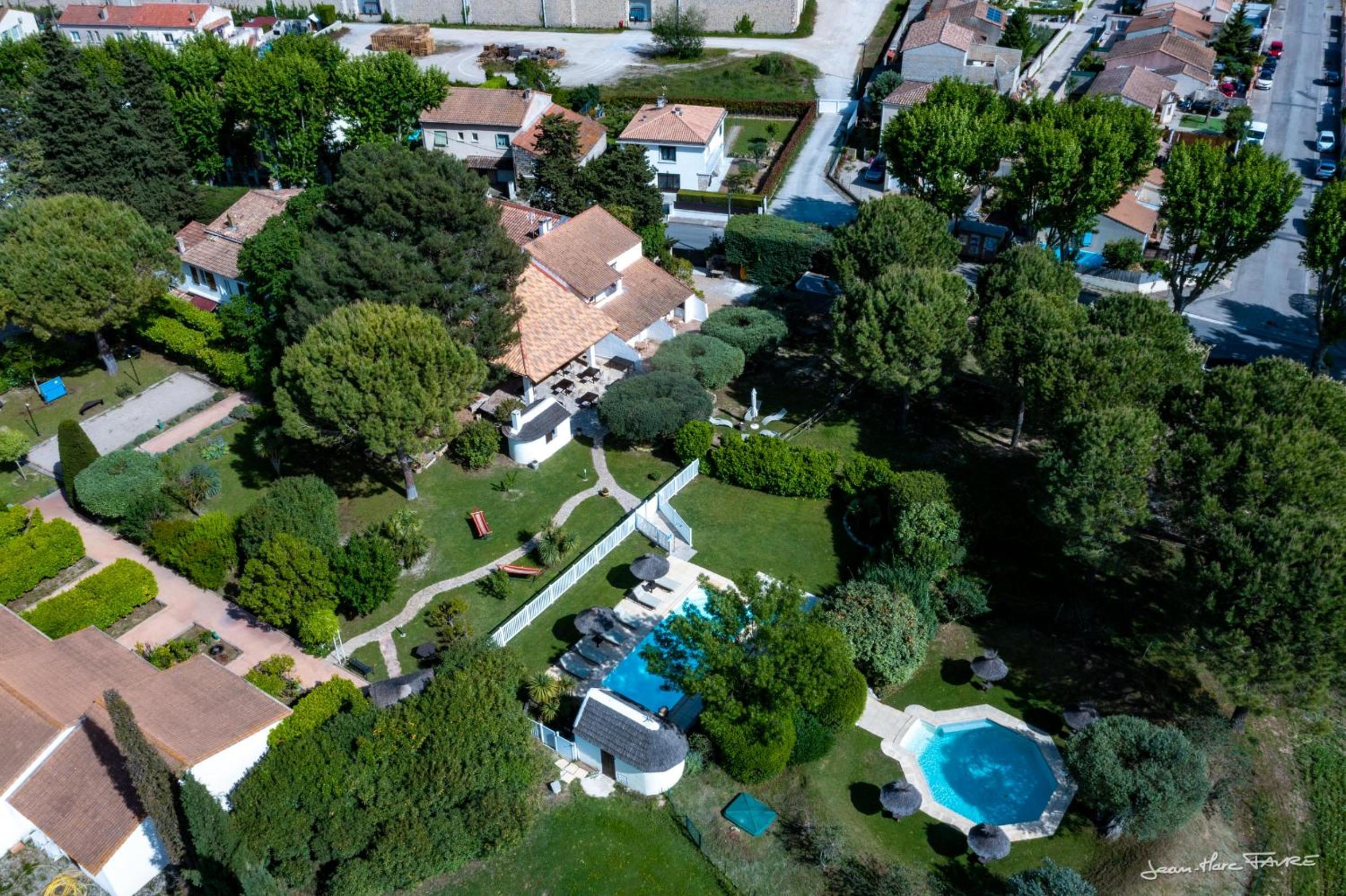 Hotel Lou Garbin - Image 1