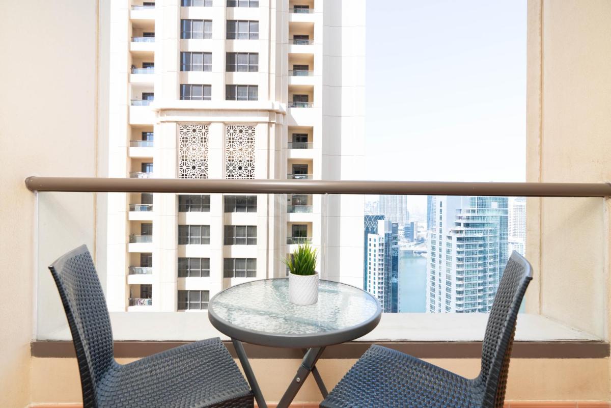 LiveIn Holiday Homes - JBR