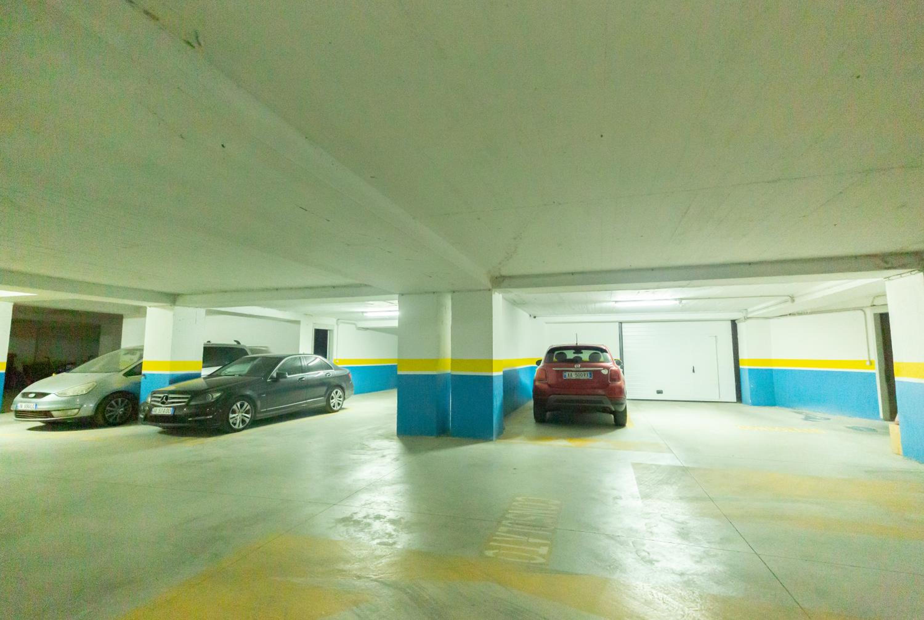 Porta Apartament