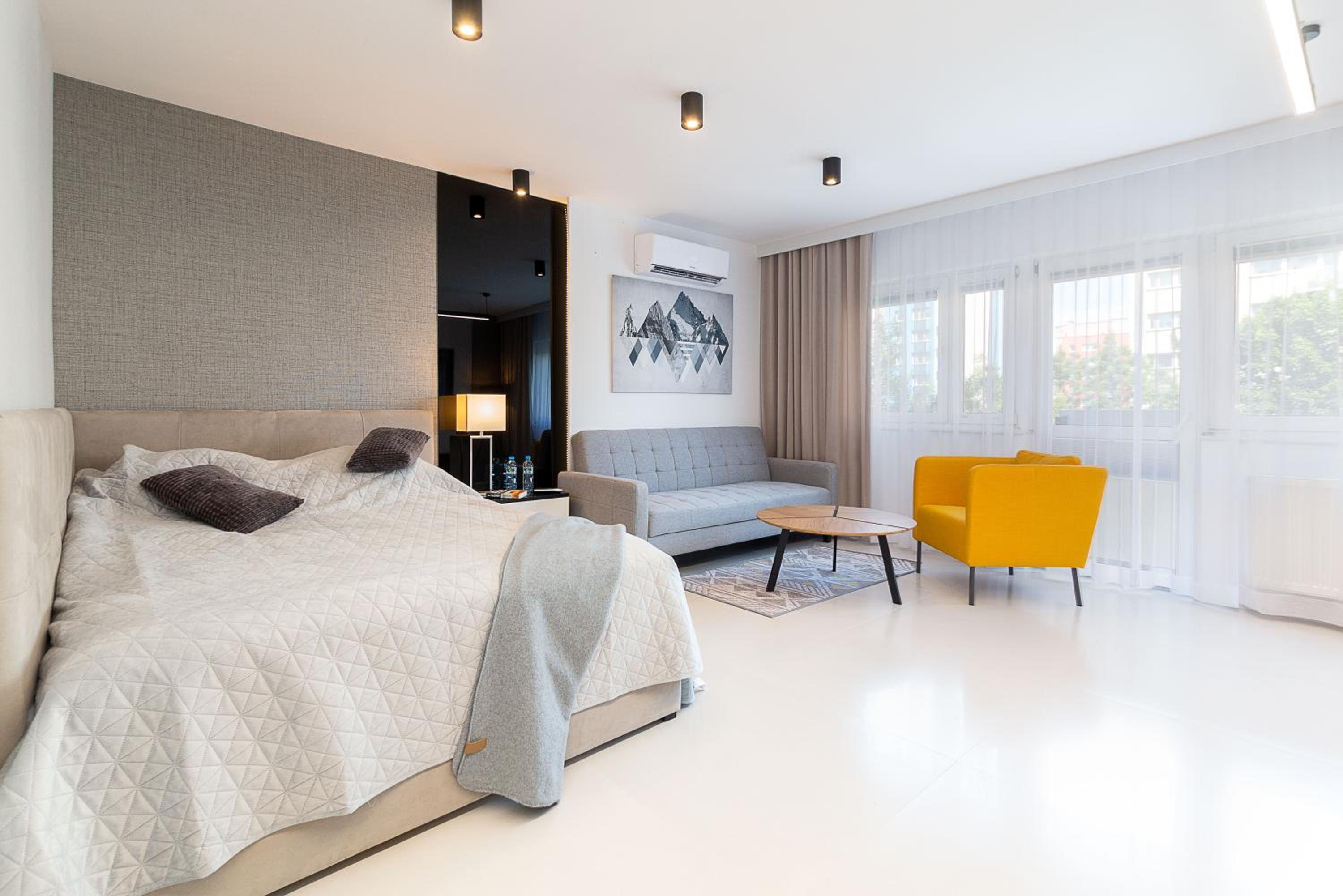 Studio Silesian Vip City Centrum Free Parking view 3