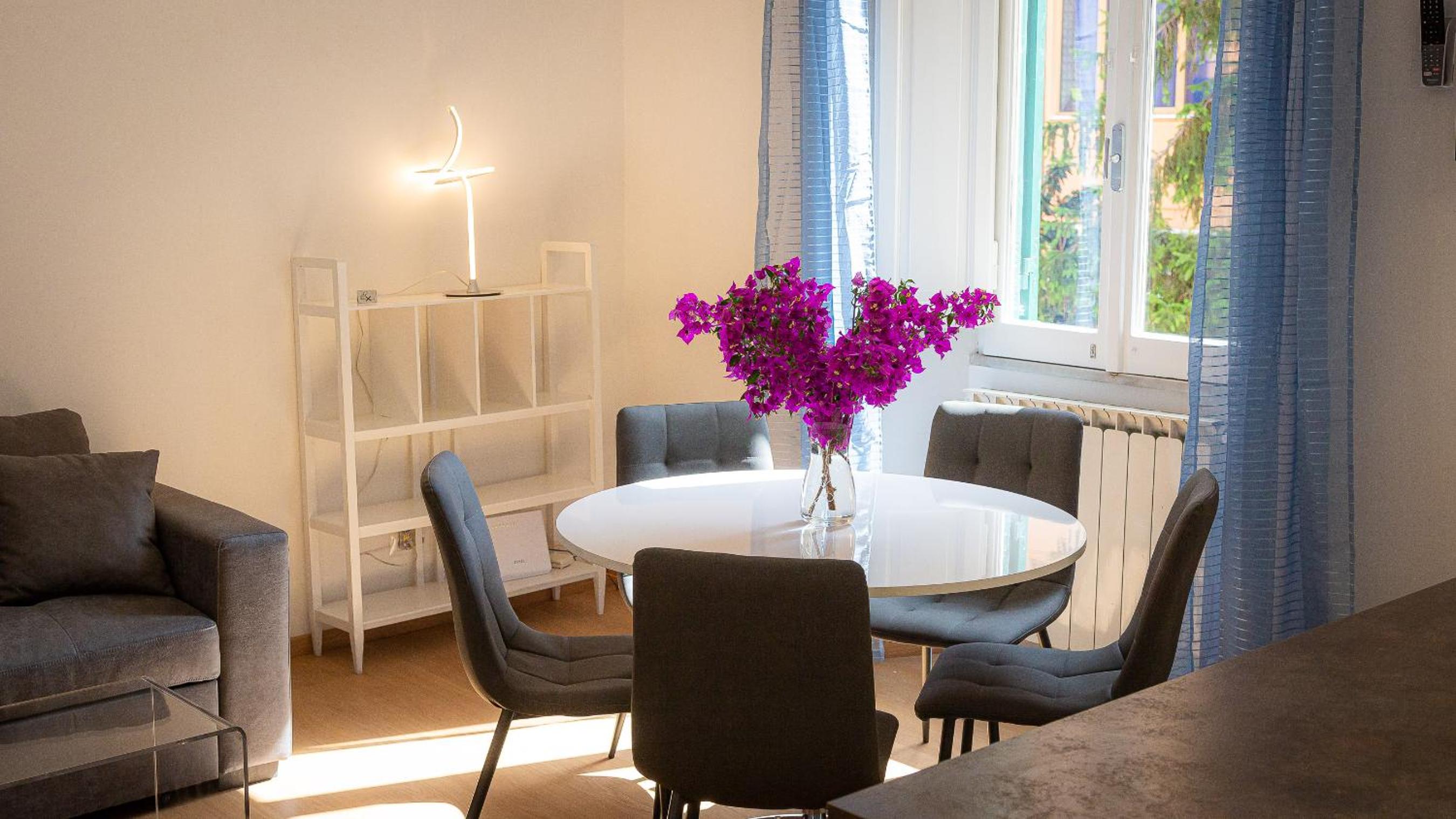Karan's Aparment Rental in Rome
