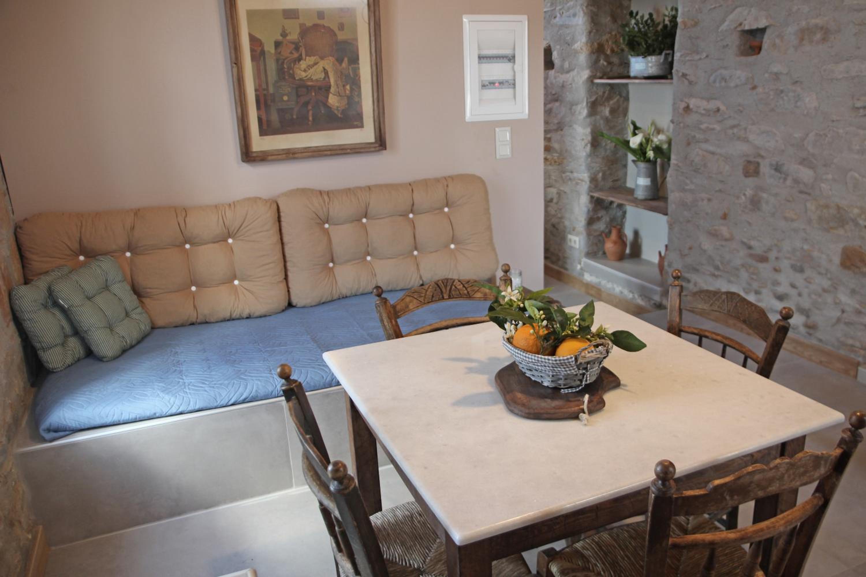 Laini Guest Houses view 5