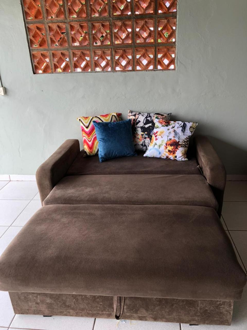 CASA COMPLETA para alugar na Praia da Pinheira.
