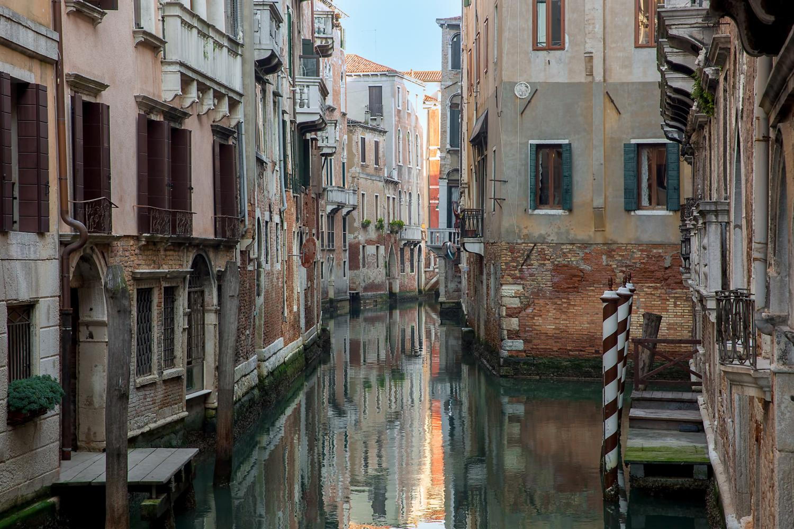ItaliaHaus - Ca' Olivo loft with canal view in Rialto Venice