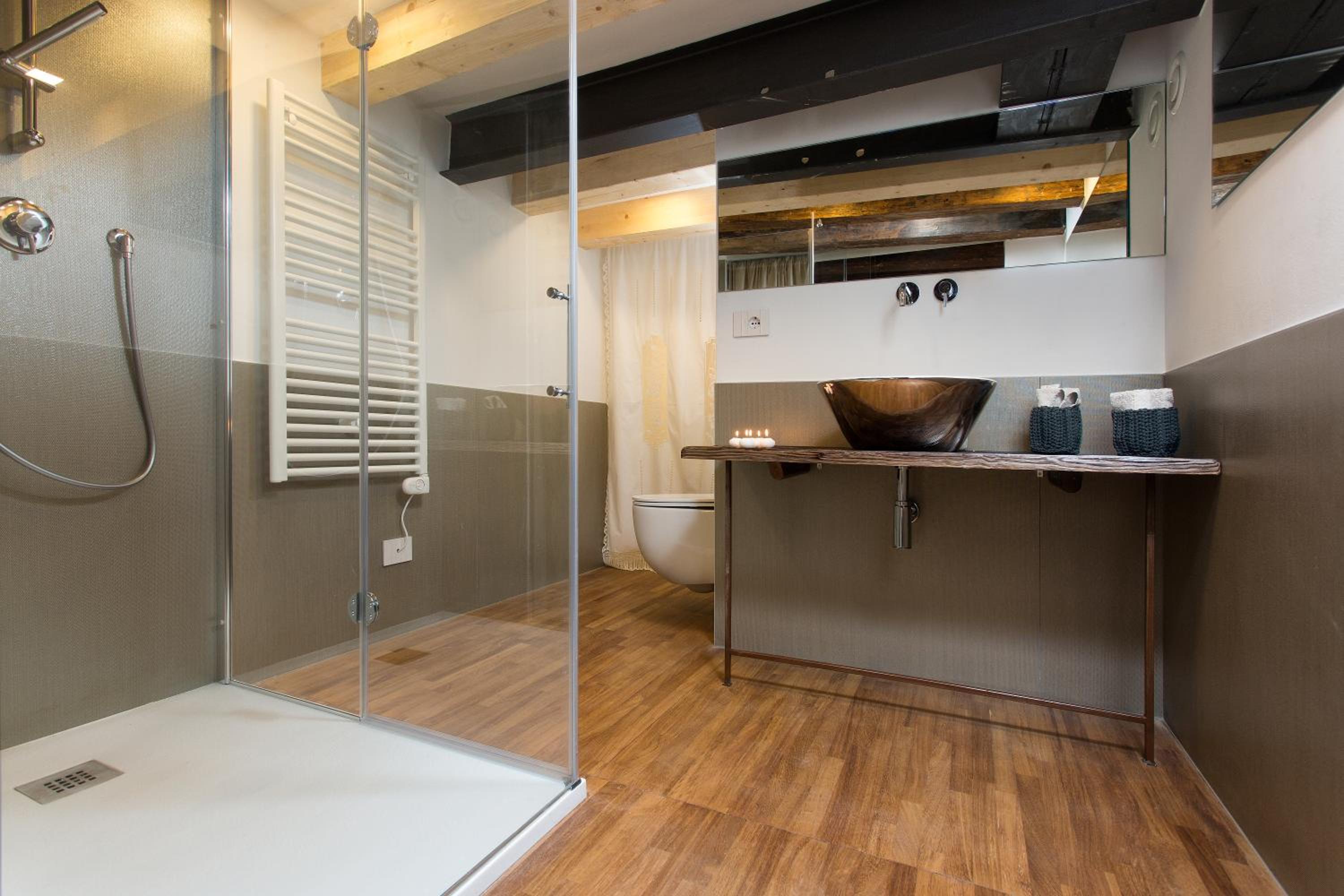 ItaliaHaus - Ca' Olivo loft with canal view in Rialto Venice