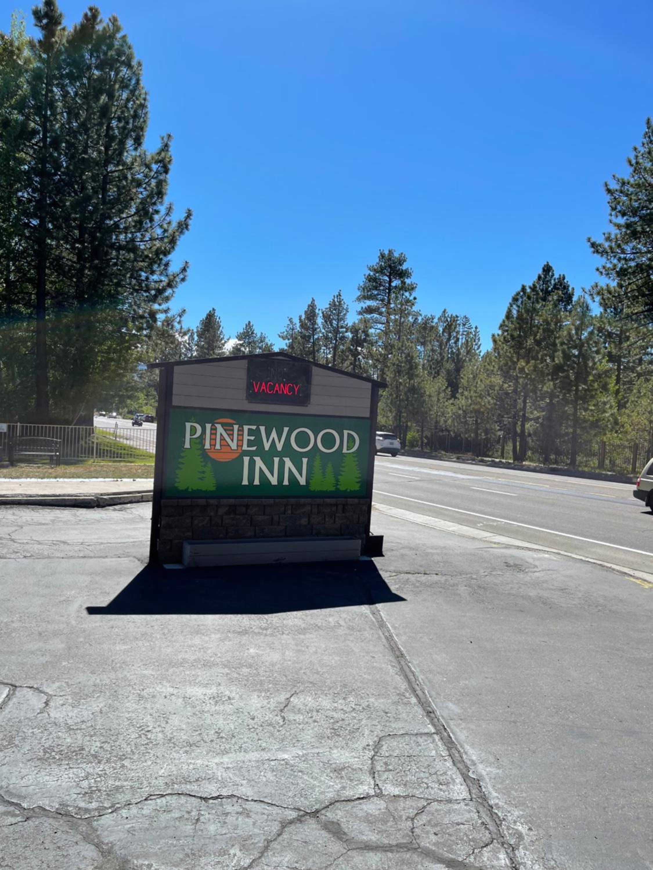 Lake Tahoe Vacations - Pinewood Inn - Property Image 1