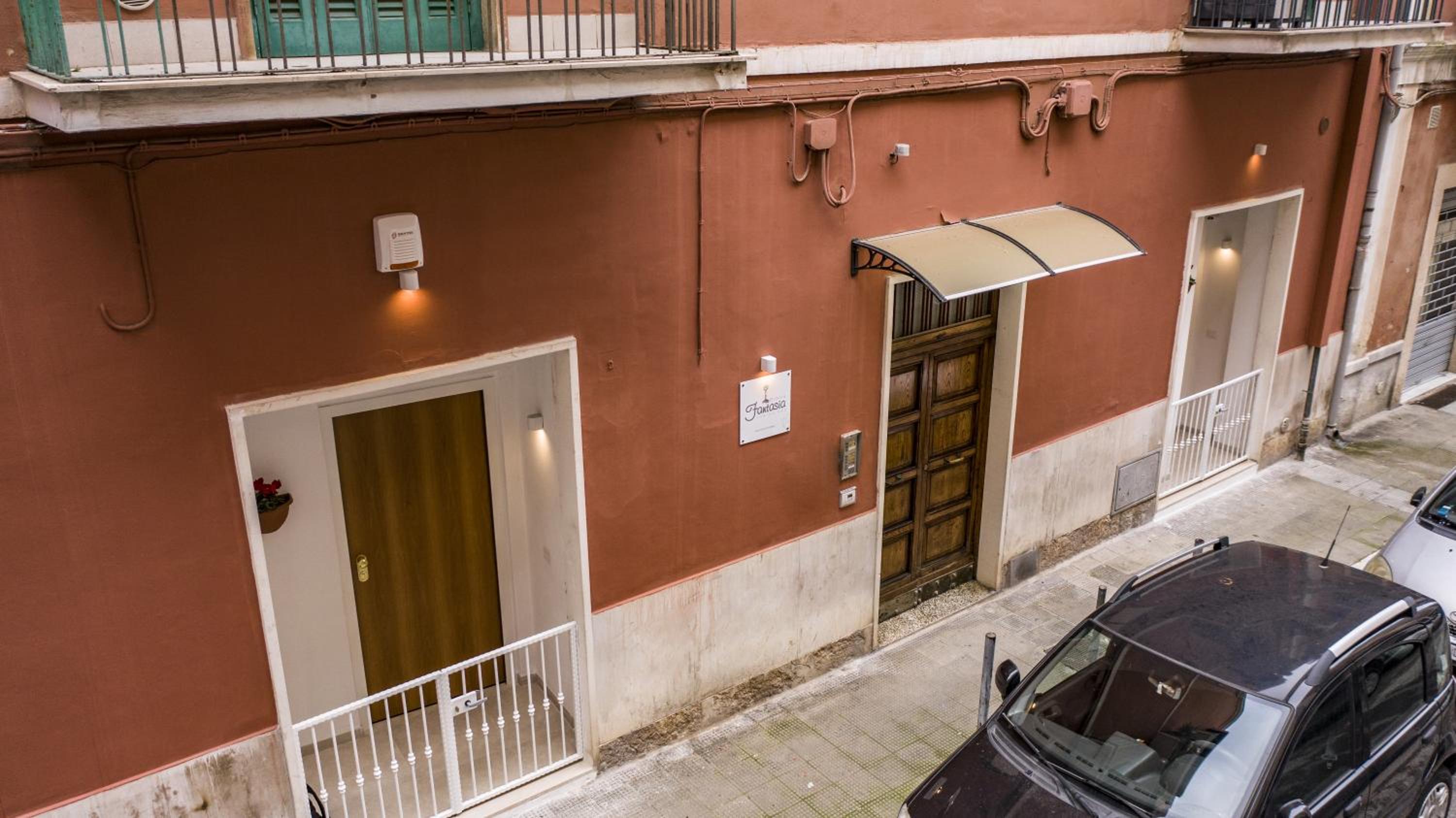 Dimora Fantasia Charme B&B - Image 5