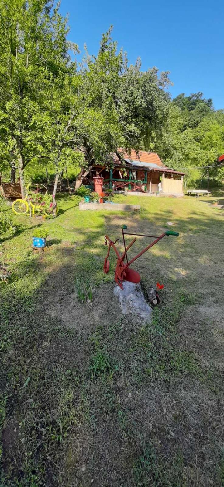 Stari dud Beserovina