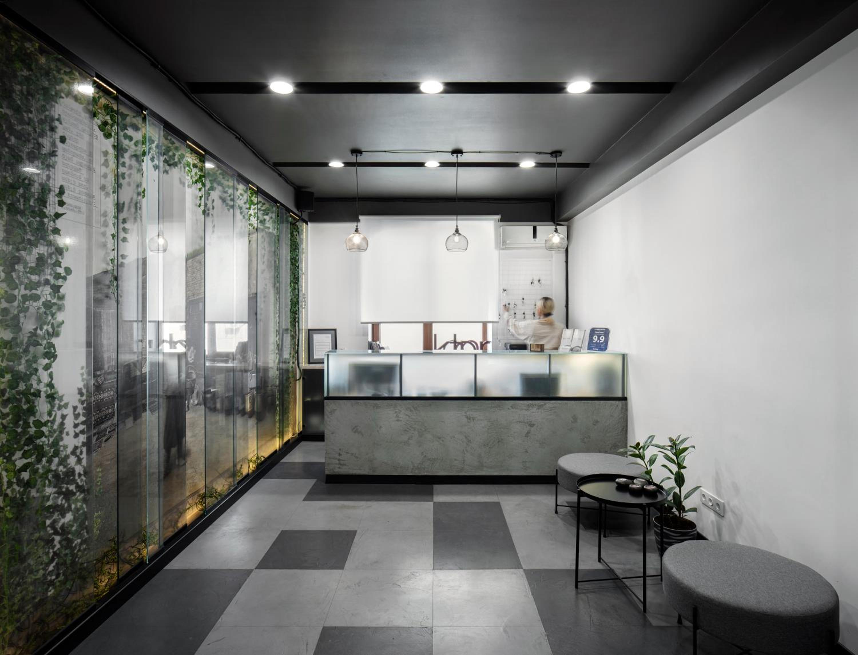 Reception & Lobby