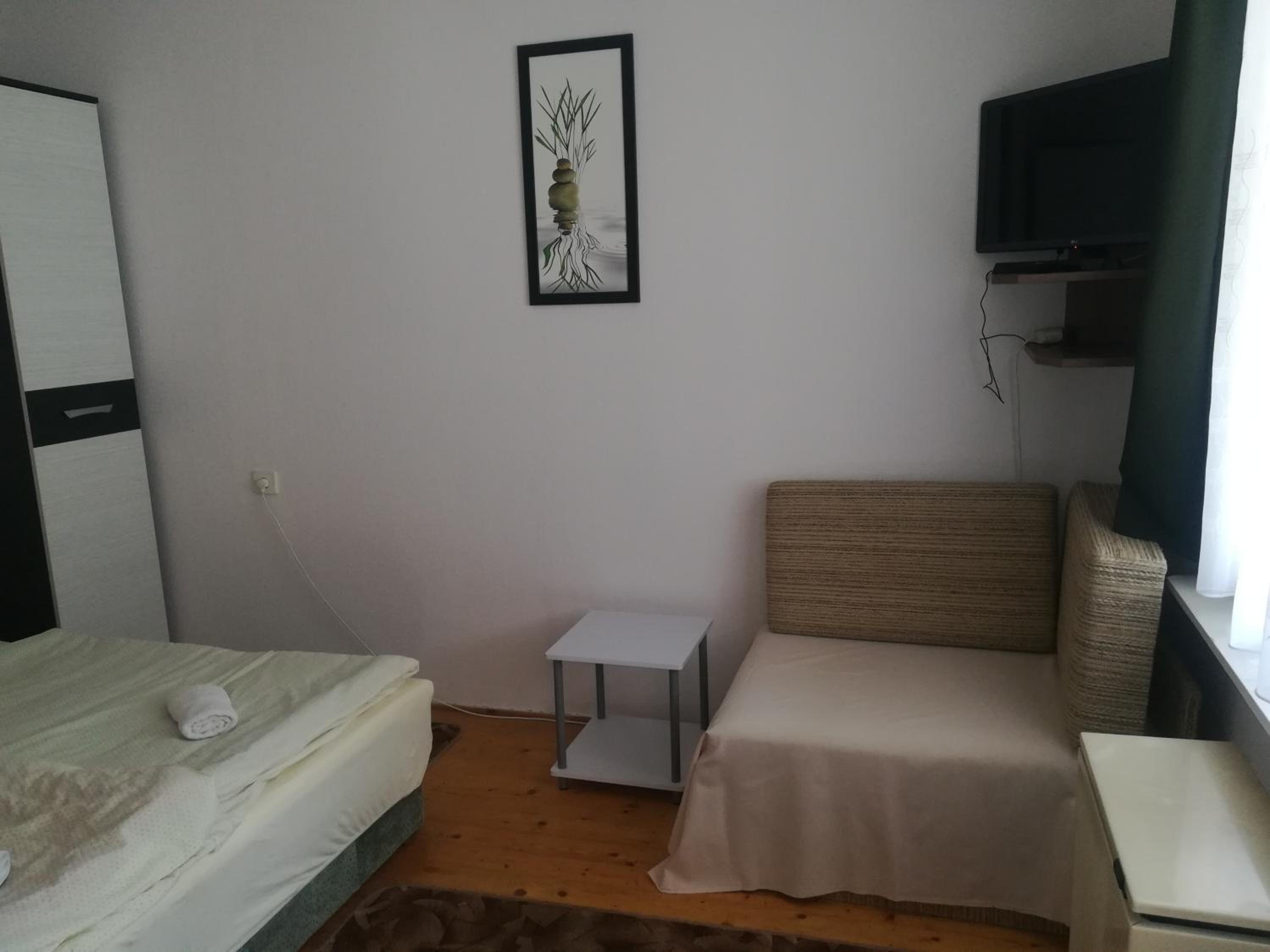 Photo 25