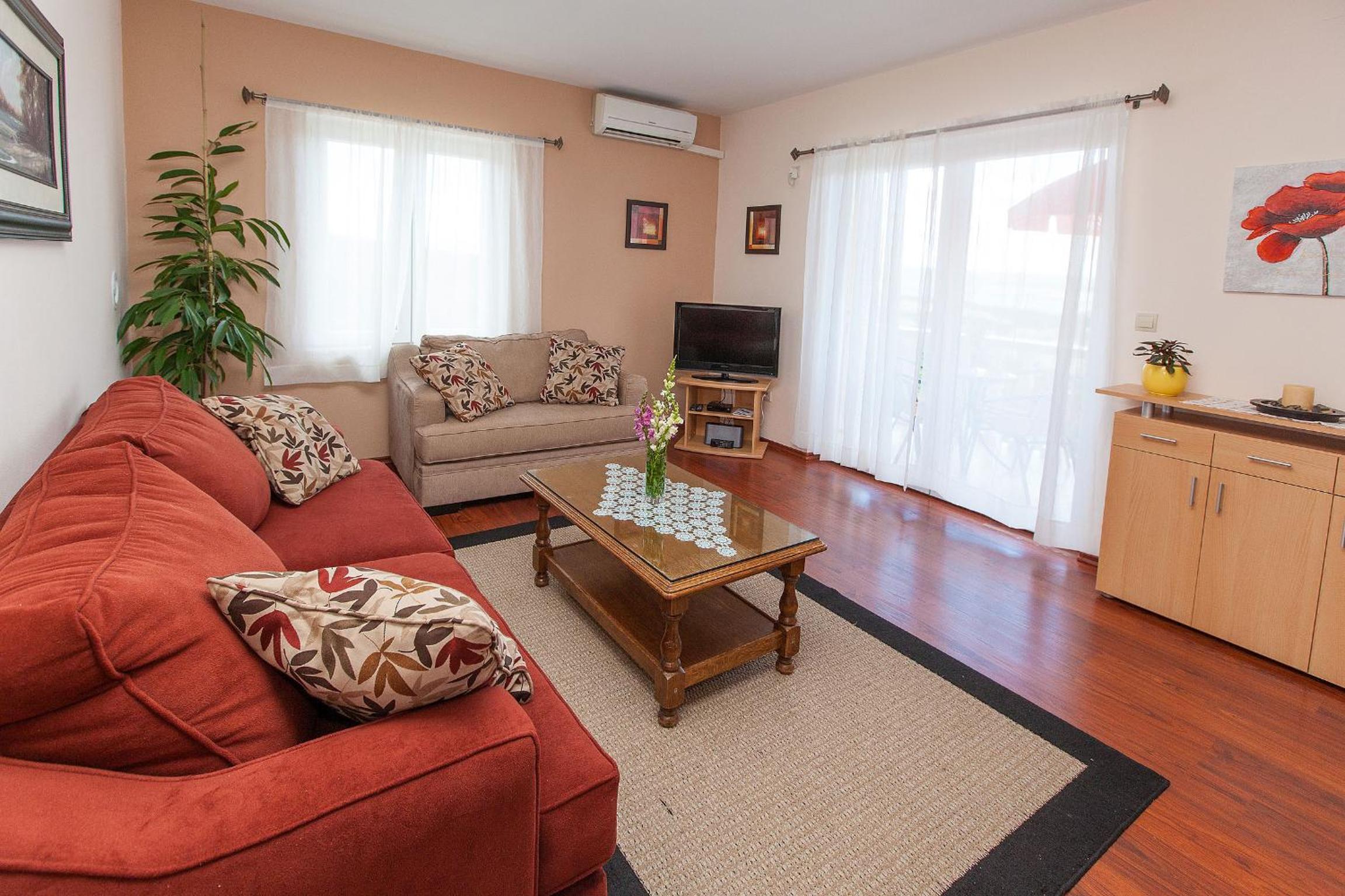 Apartments Villa Americana view 2