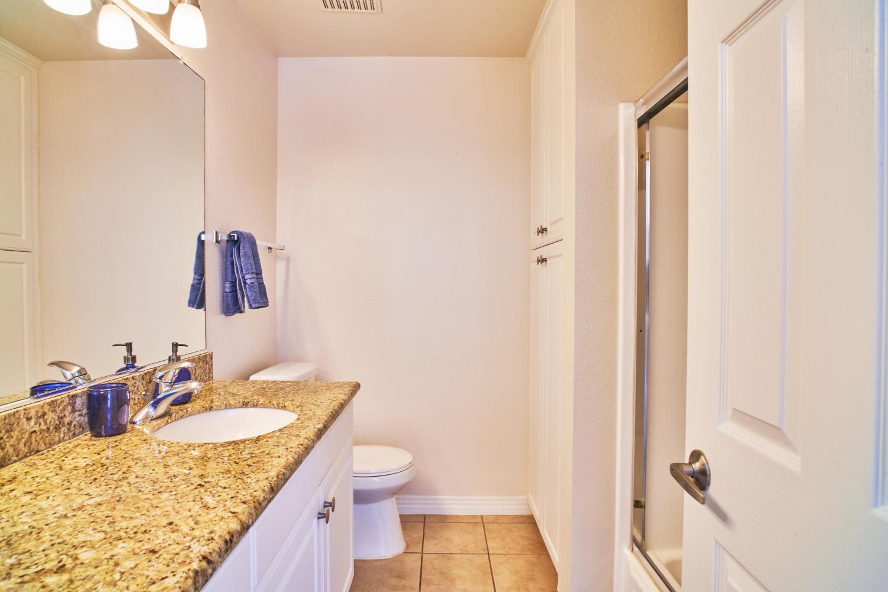 Los Angeles Vacations - Venice Beach Property With Water Views - Property Image 34