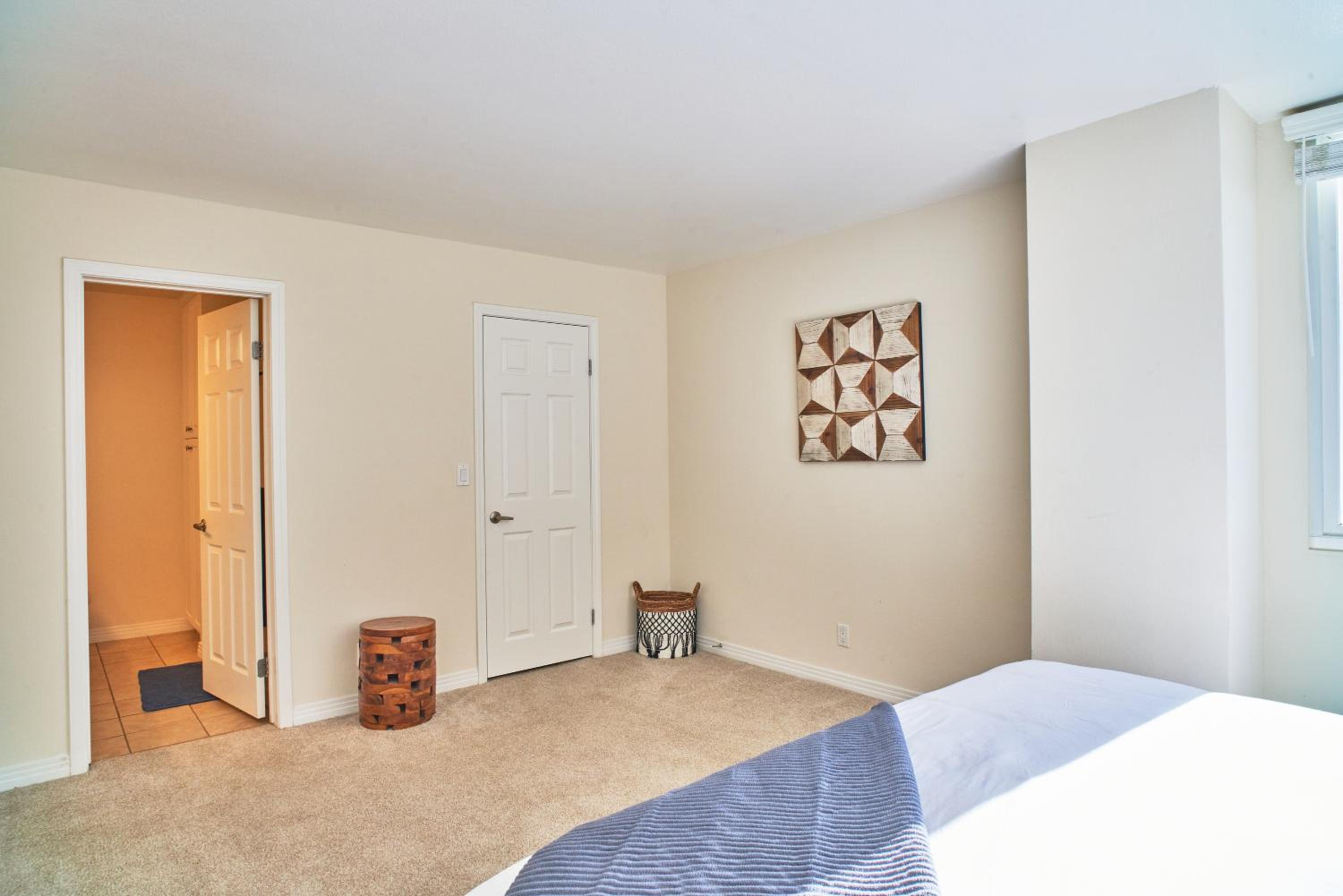 Los Angeles Vacations - Venice Beach Property With Water Views - Property Image 31