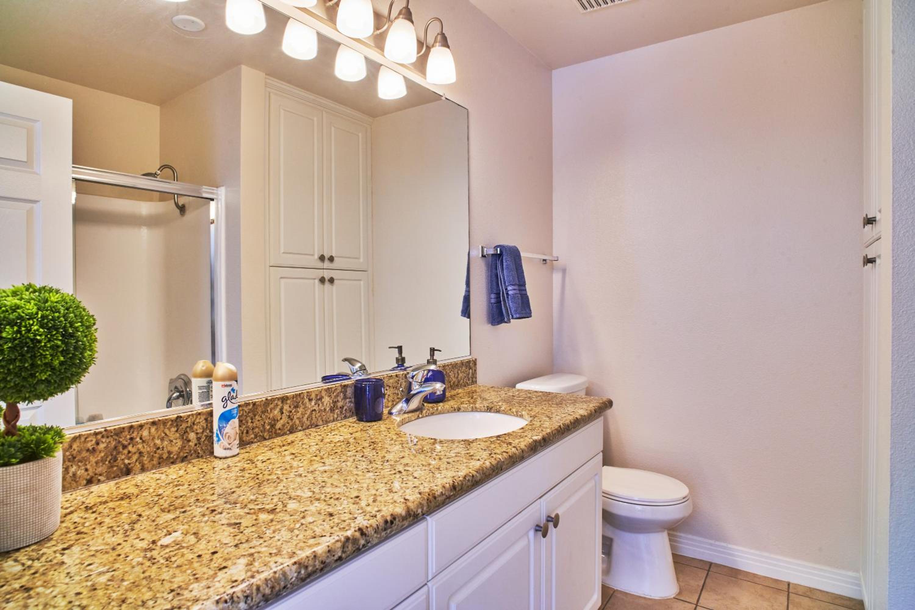 Los Angeles Vacations - Venice Beach Property With Water Views - Property Image 33