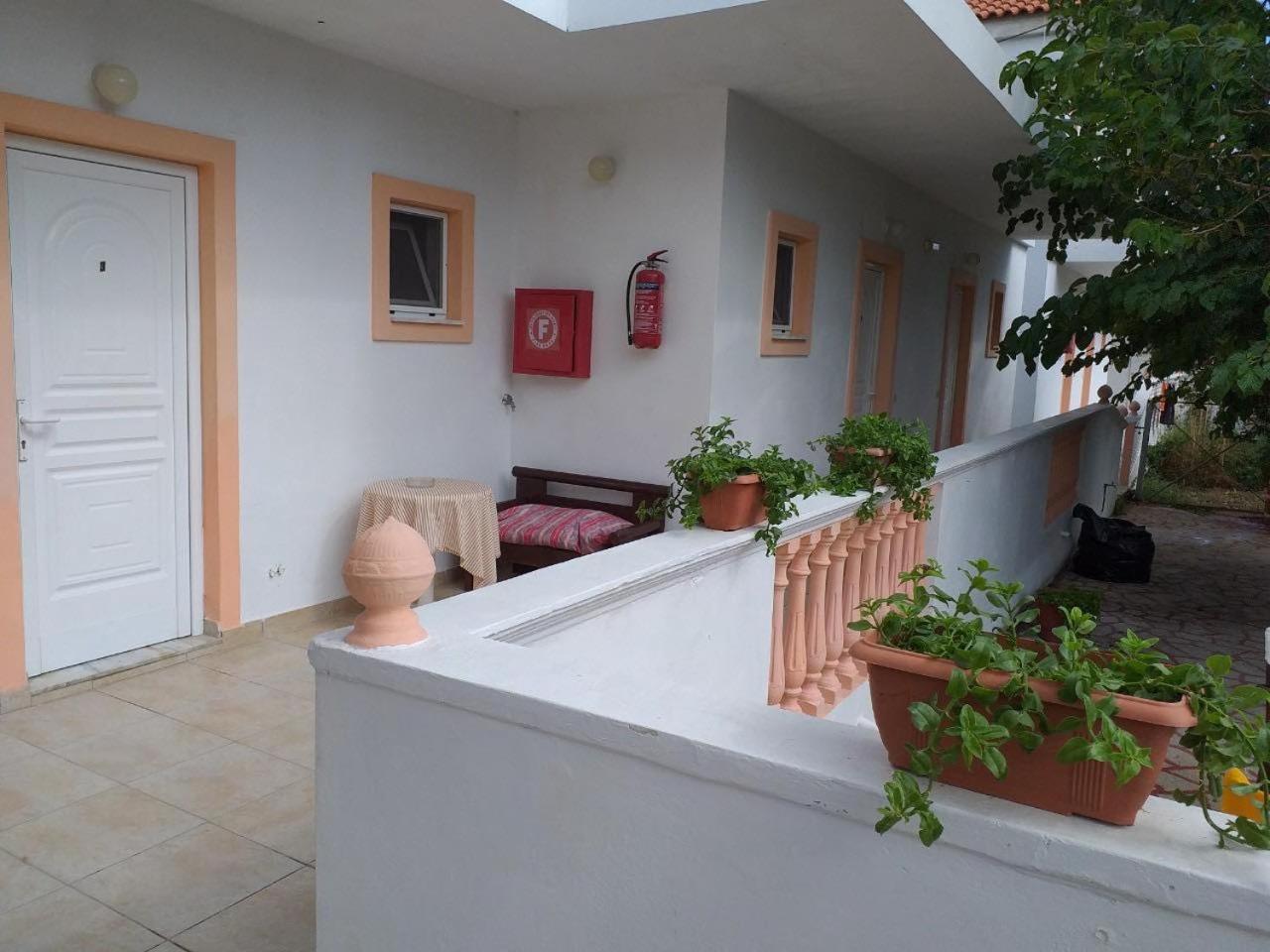 Vivi's Studios photo 4