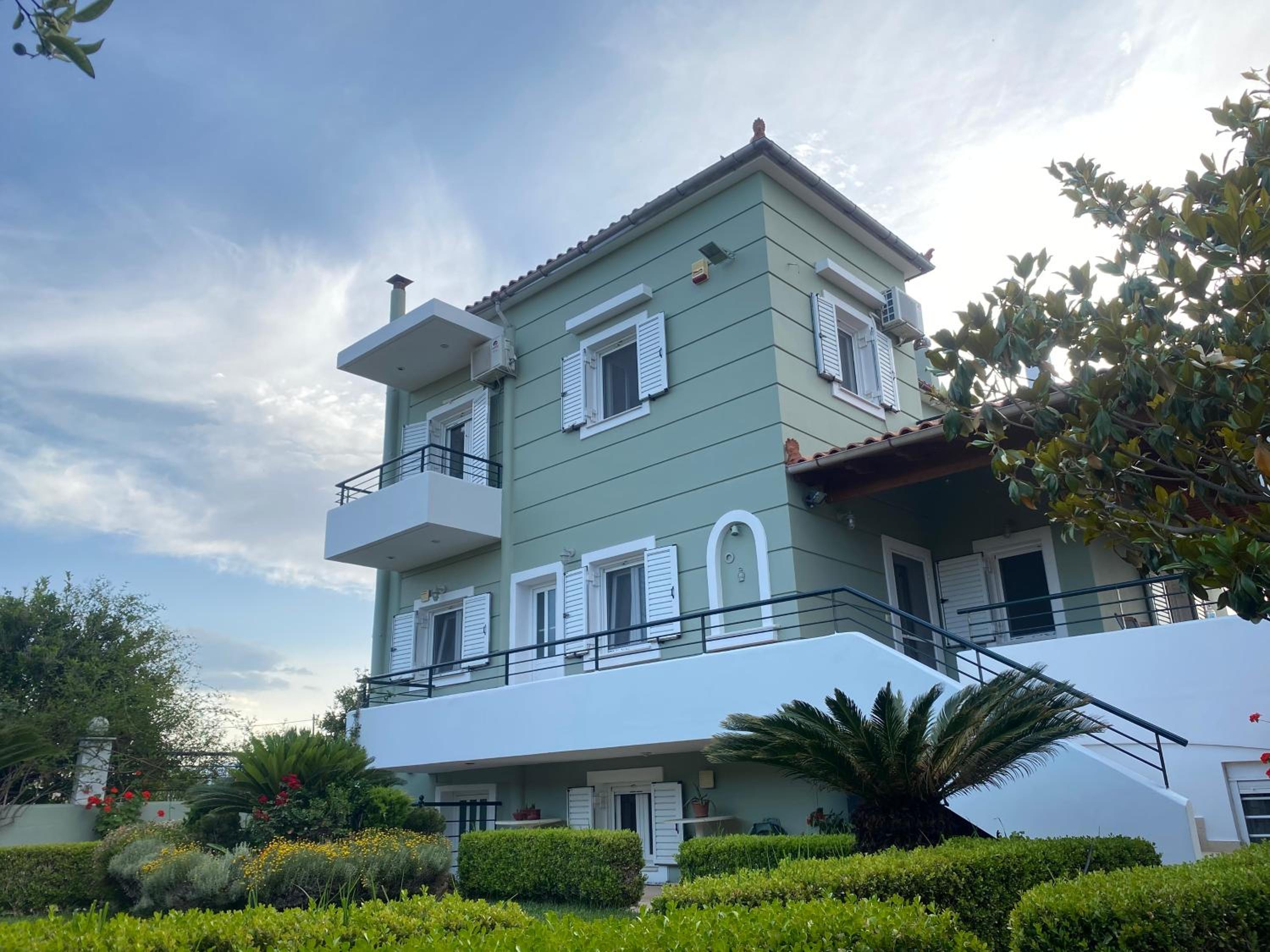 Hotel Dimitris Corinthian Villa - Image 1