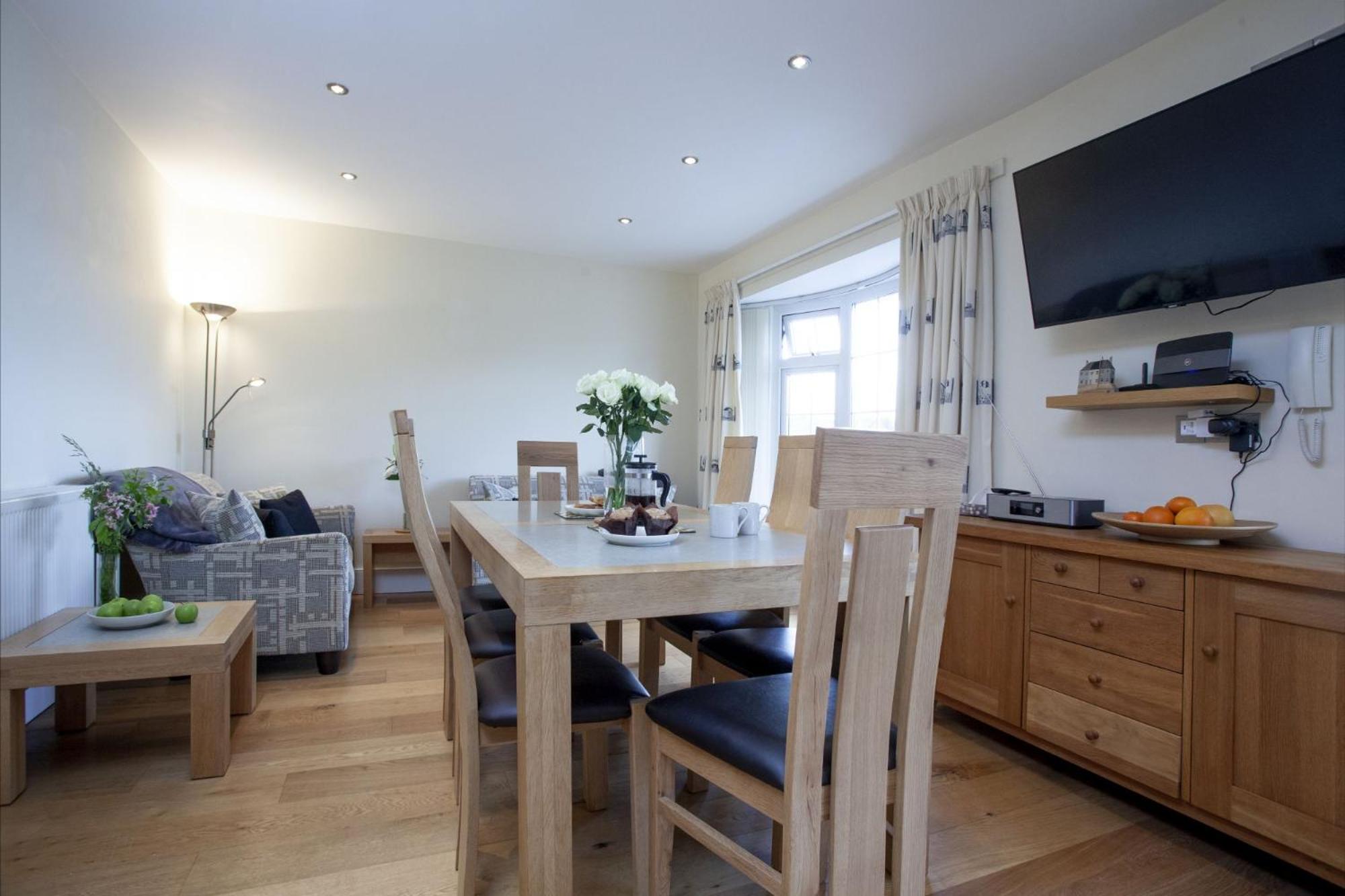 Waterview House, Kingswear - Free Wi-Fi - Awesome Views - Close to Ferry view 5