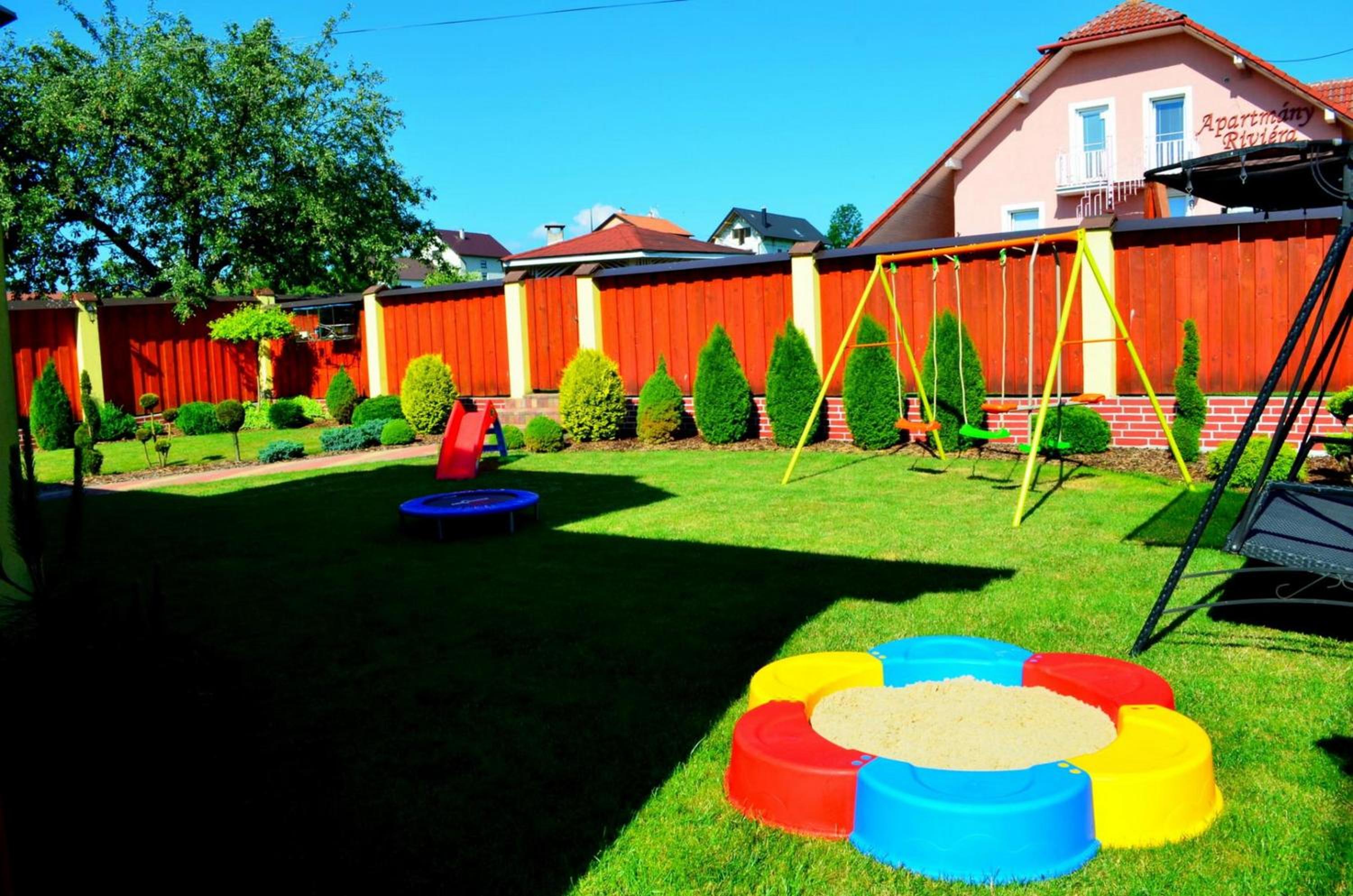 VILA RIVIÉRA so súkromnou vírivkou a dva samostatné apartmány - Bešeňová Liptov view 5
