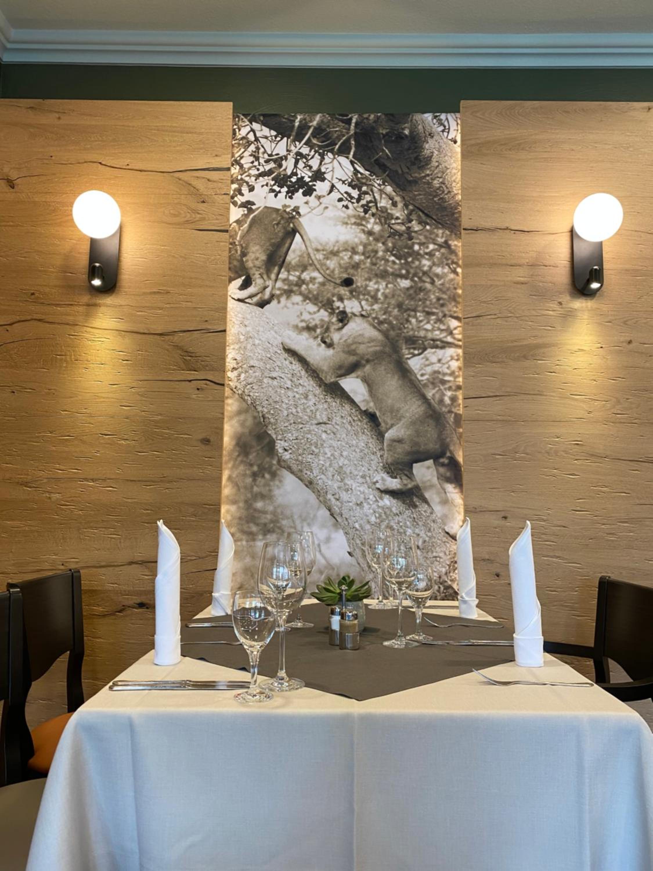 restaurant