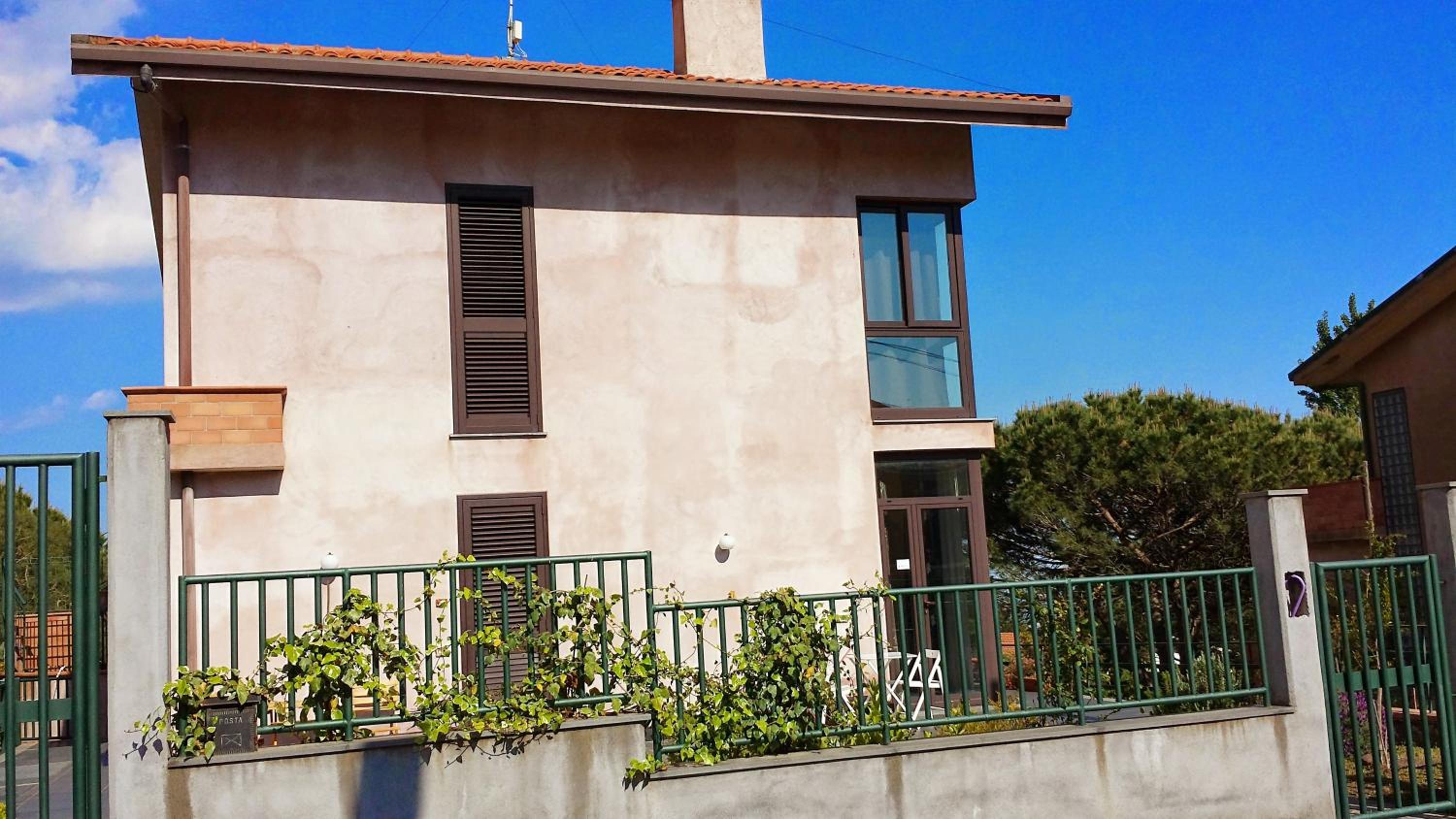 Etna Holiday Home
